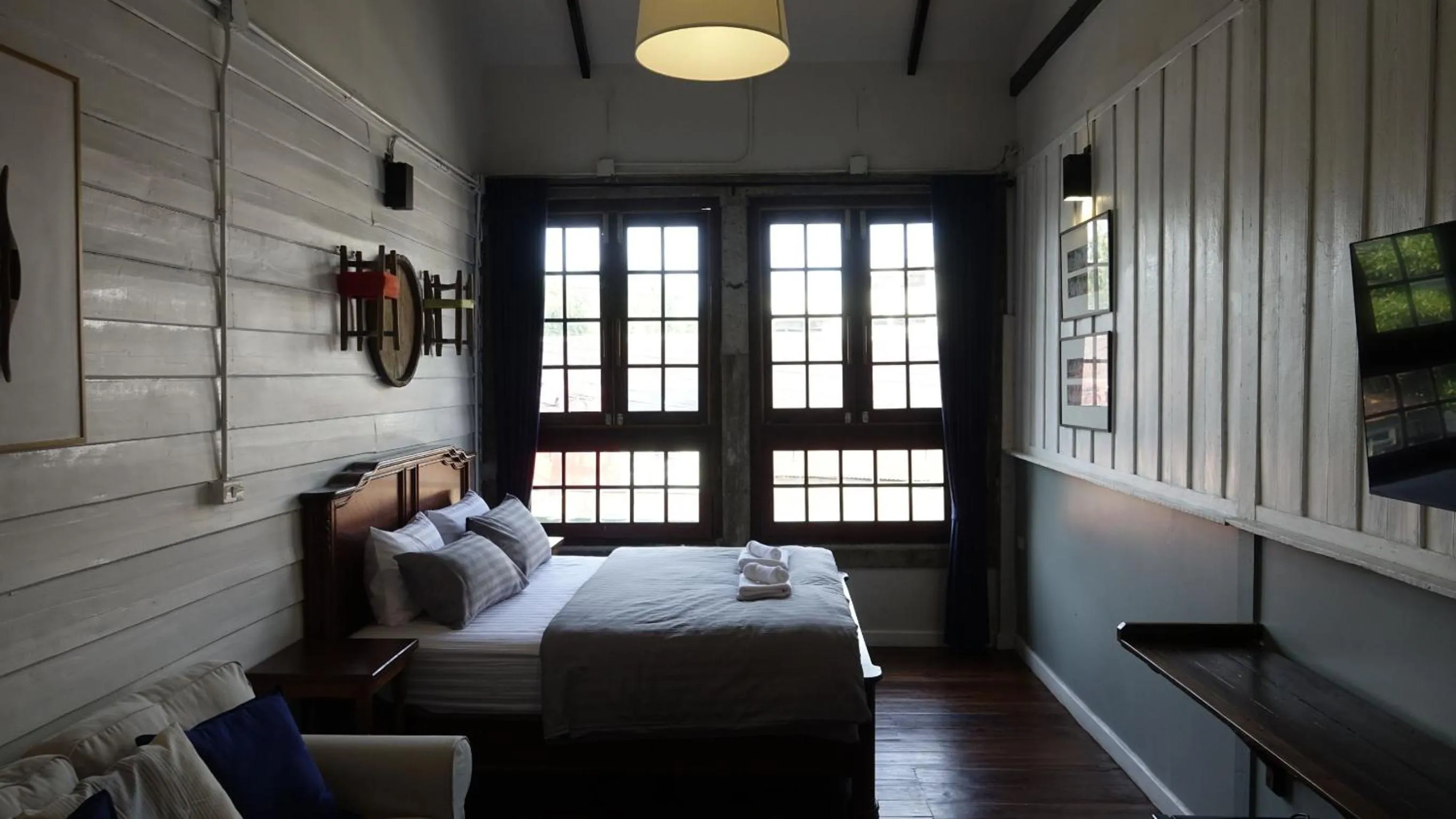 Deluxe Room in Velawarin Hotel