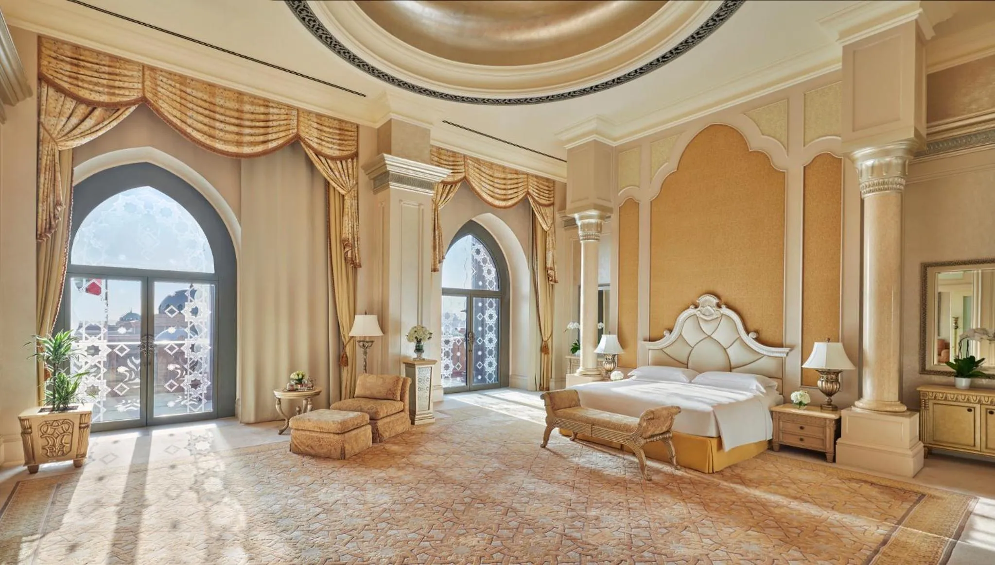Three Bedroom Palace Suite, Balcony in Emirates Palace Mandarin Oriental, Abu Dhabi