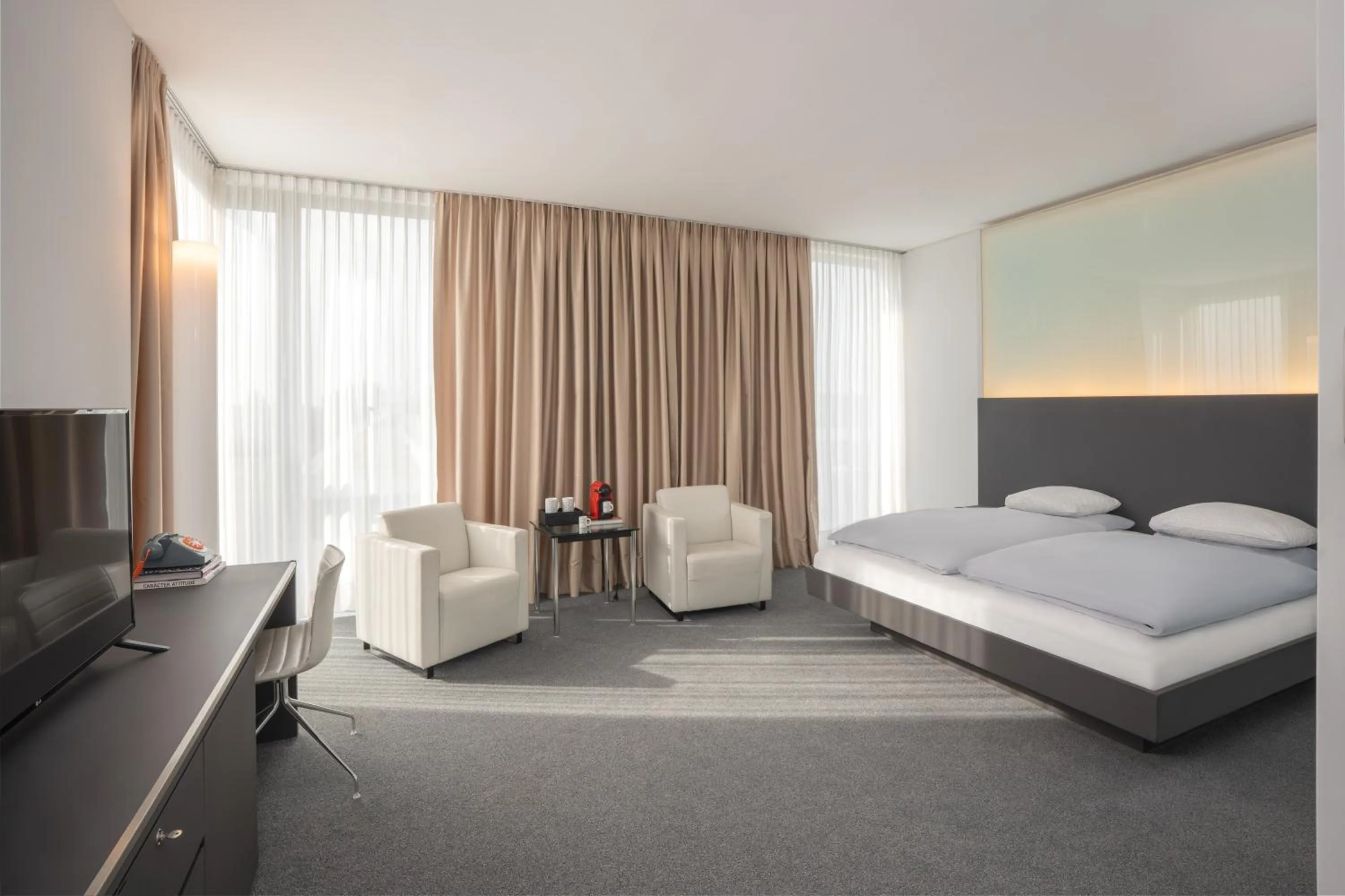 The Innside Premium Room - Xtra Space in INNSiDE by Meliá Düsseldorf Derendorf