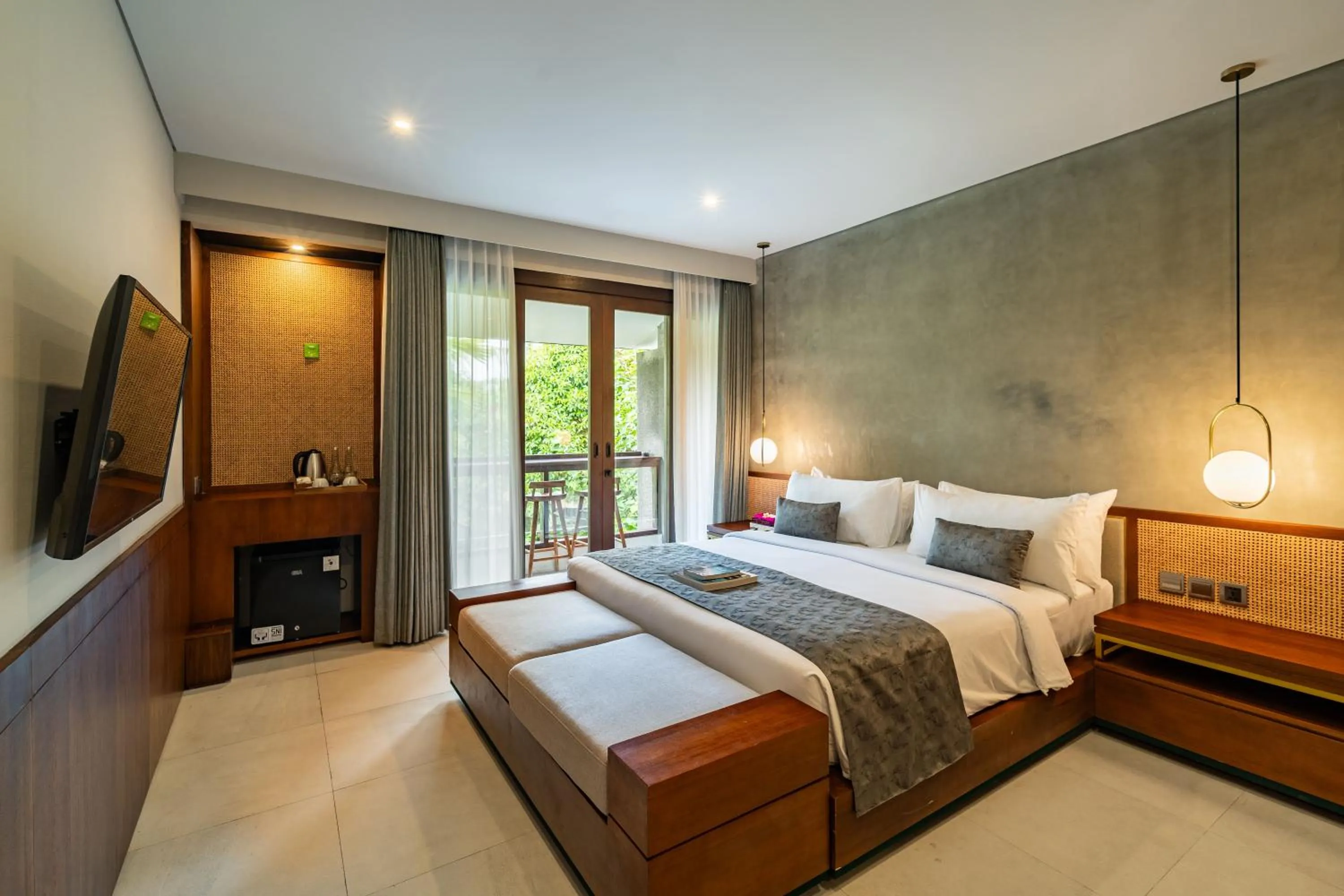 Double Room with Pool View in JAPA Suites & Villas