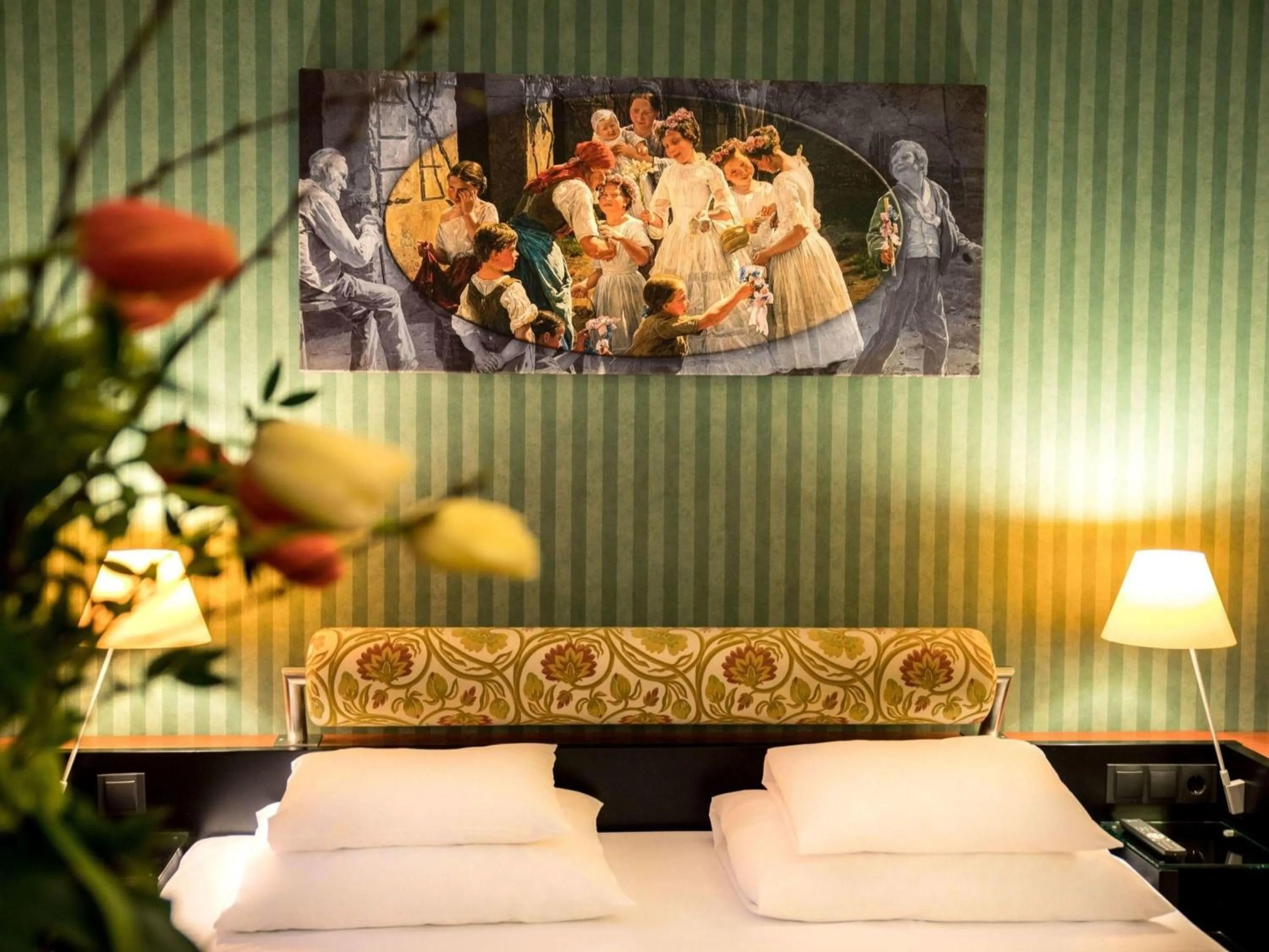 Privilege King Room in Mercure Grand Hotel Biedermeier Wien