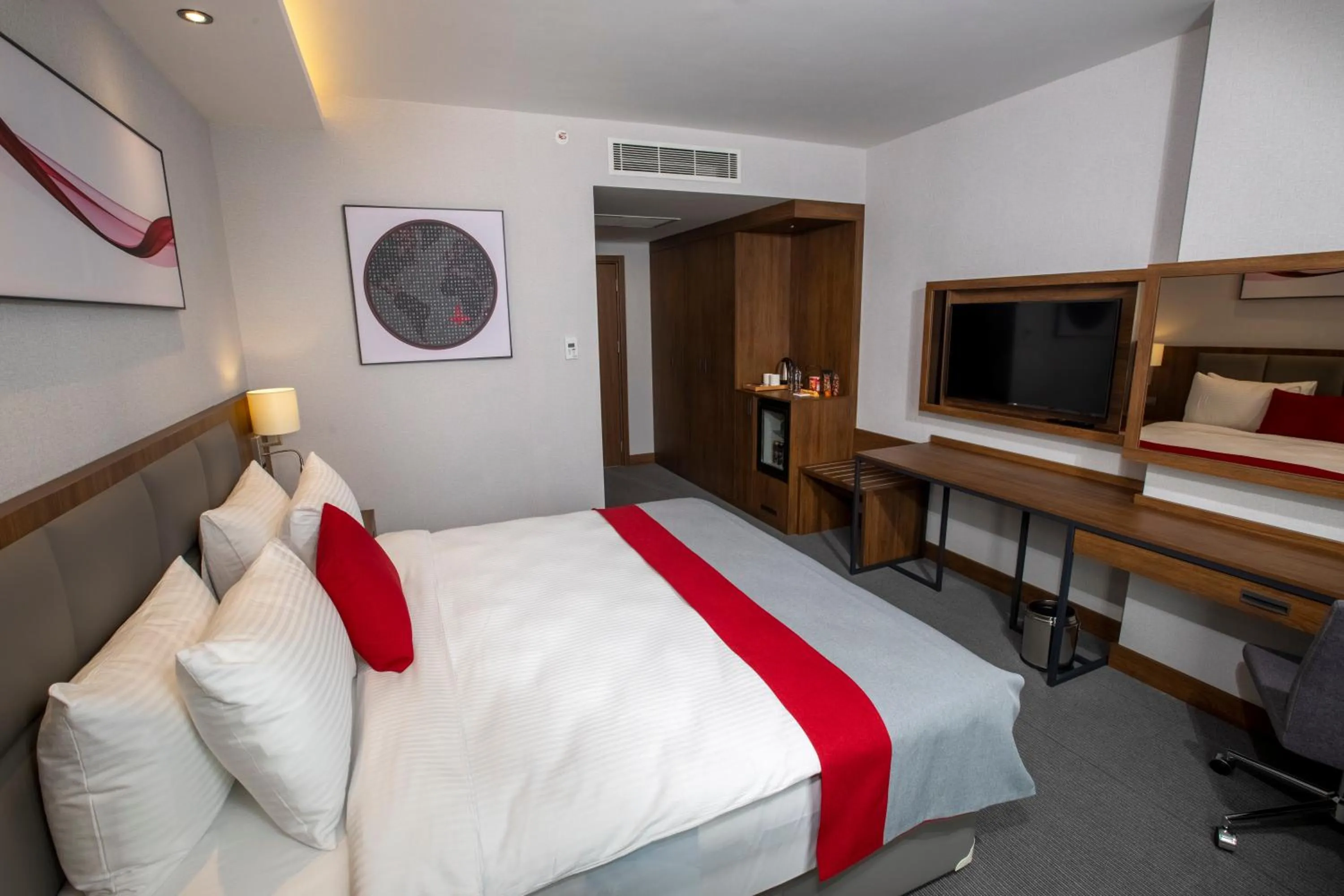 Standard King Room in Ramada by Wyndham Izmir Aliaga