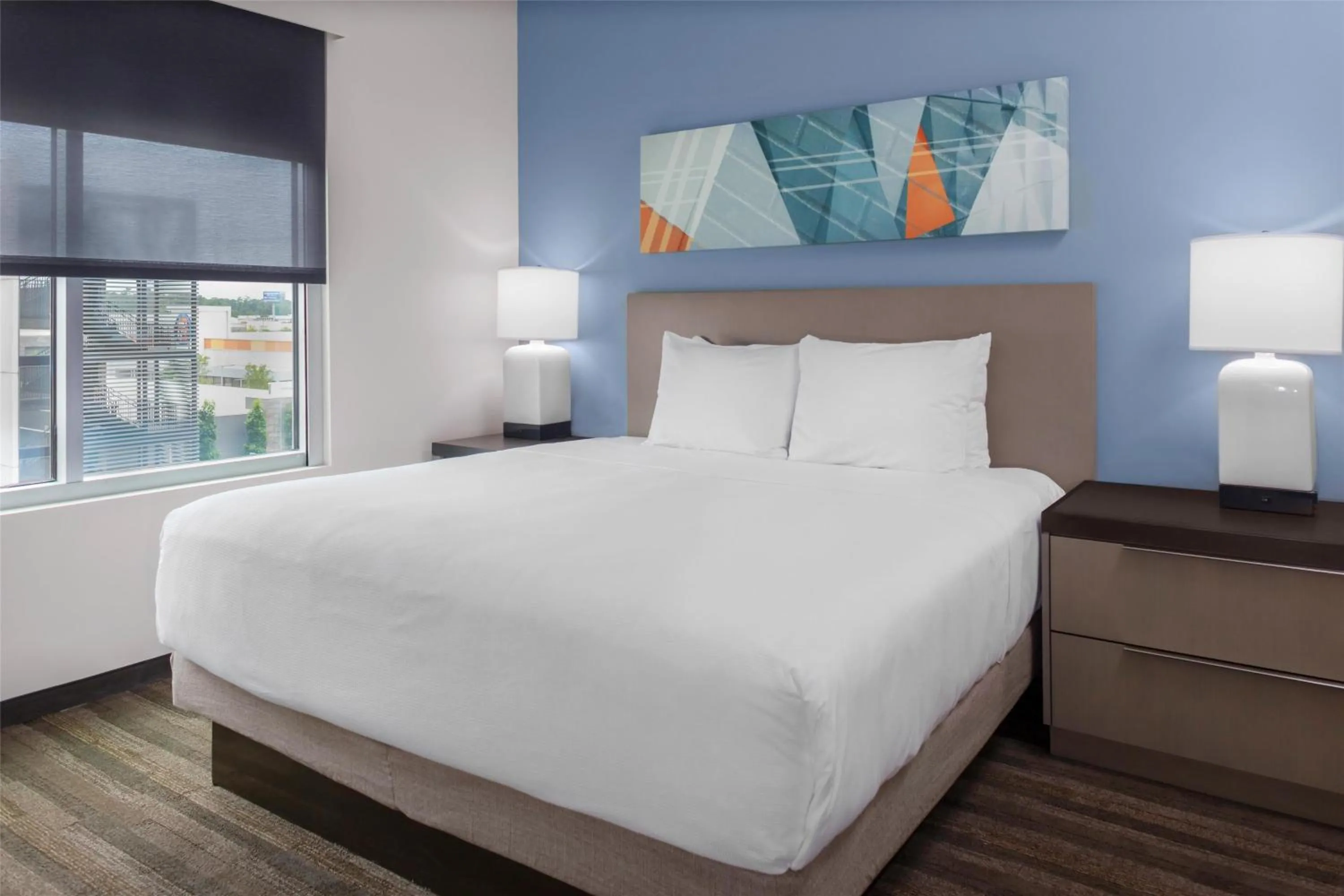 One-Bedroom King Suite with Sofa Bed, Kitchen and Tub - Disability Access in Hyatt House The Woodlands-Shenandoah