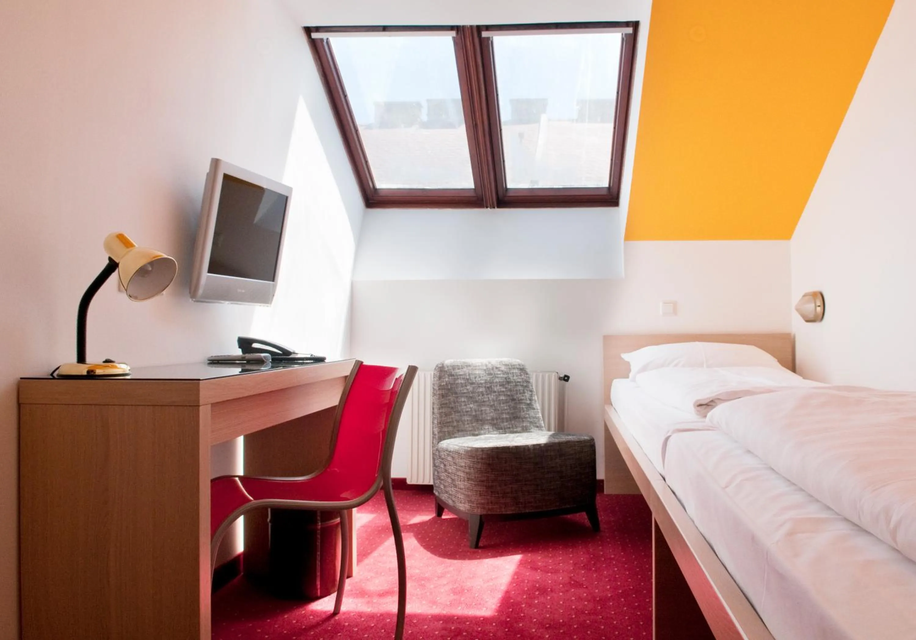 Economy Twin Room in Hotel Kunsthof