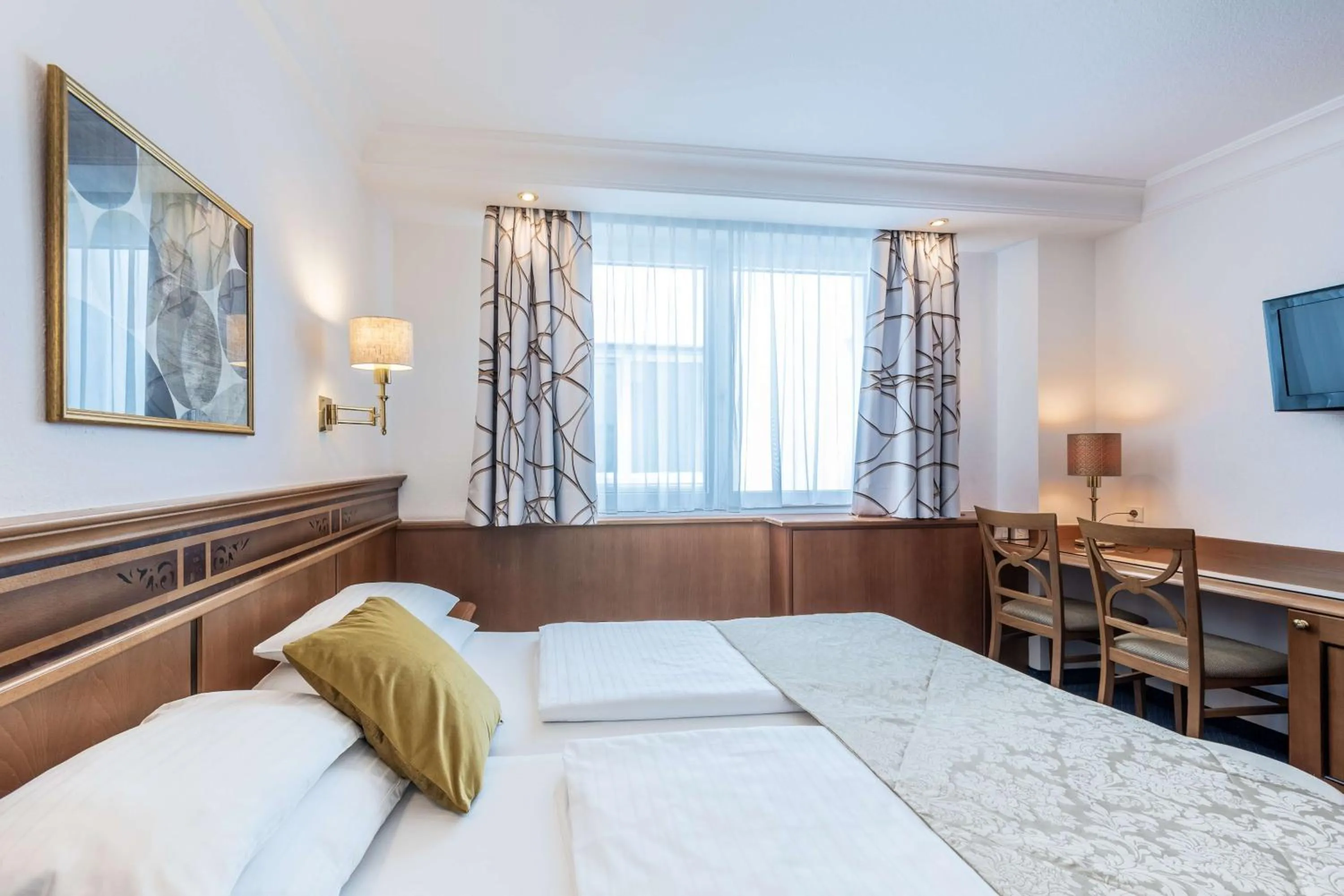 Double Room without view in Hotel Mondschein