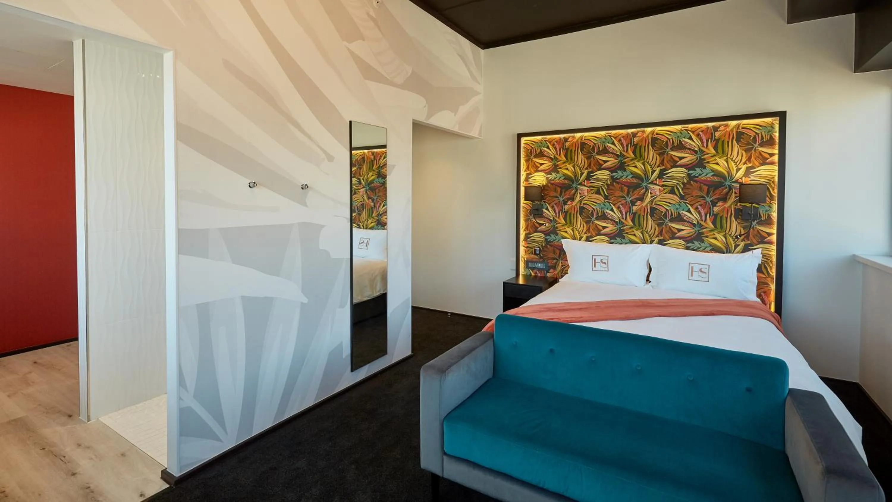 Accessible Room - single occupancy in Hotel Sky Cape Town