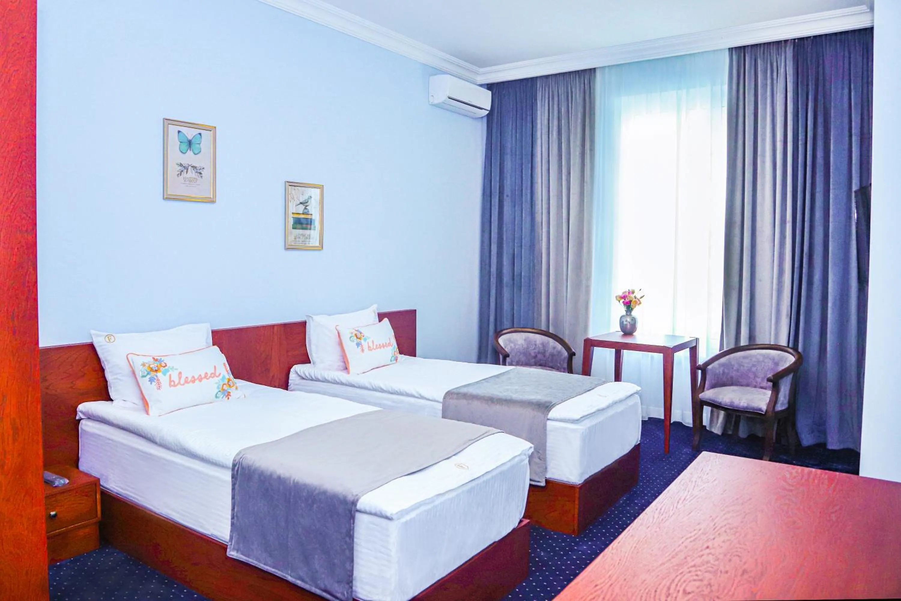 Deluxe Twin Room in Grand Fortune Hotel