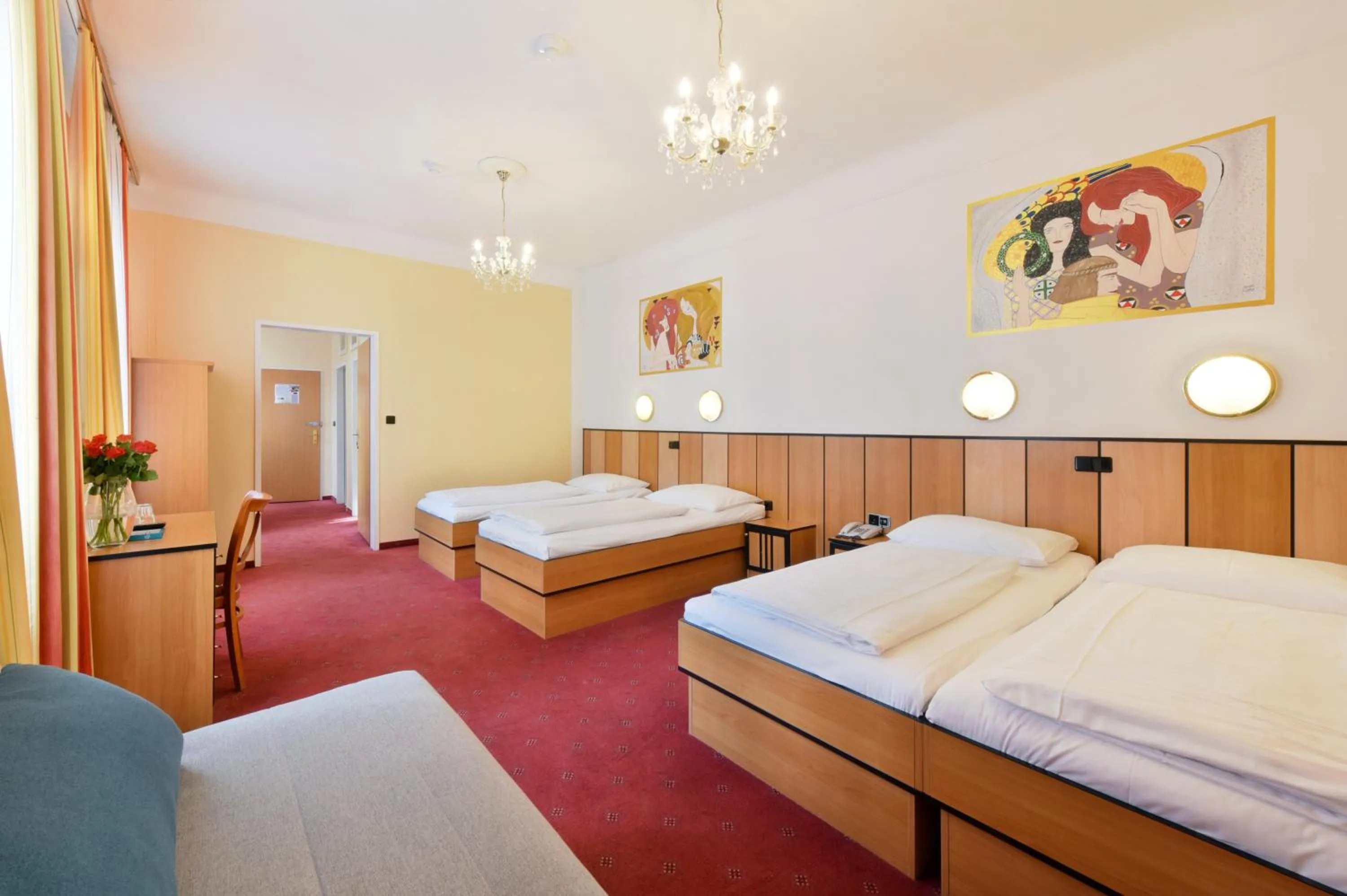 Quadruple Room in Garten- und Kunsthotel Gabriel City