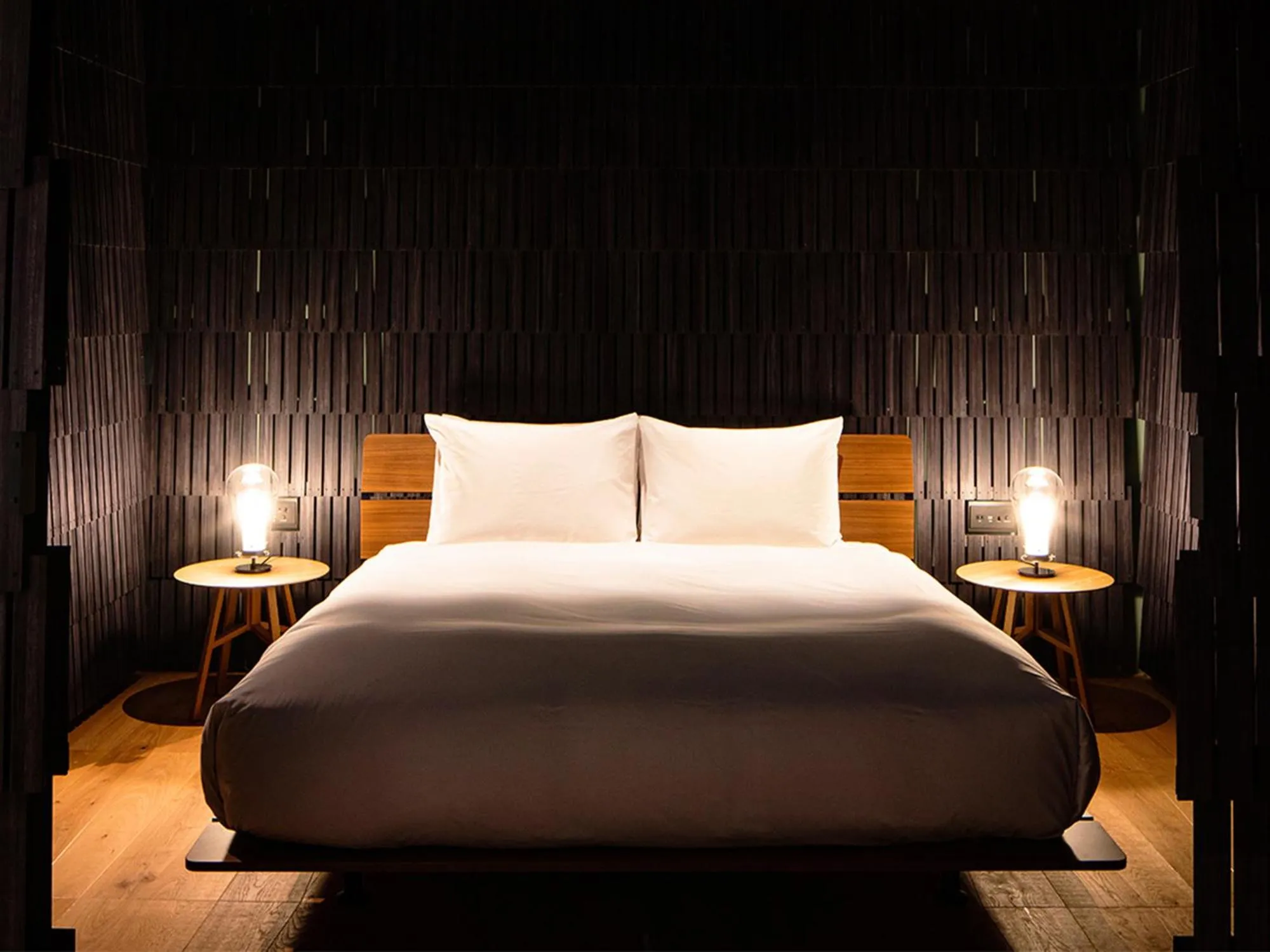 MICHELE DE LUCCHI ROOM in SHIROIYA HOTEL