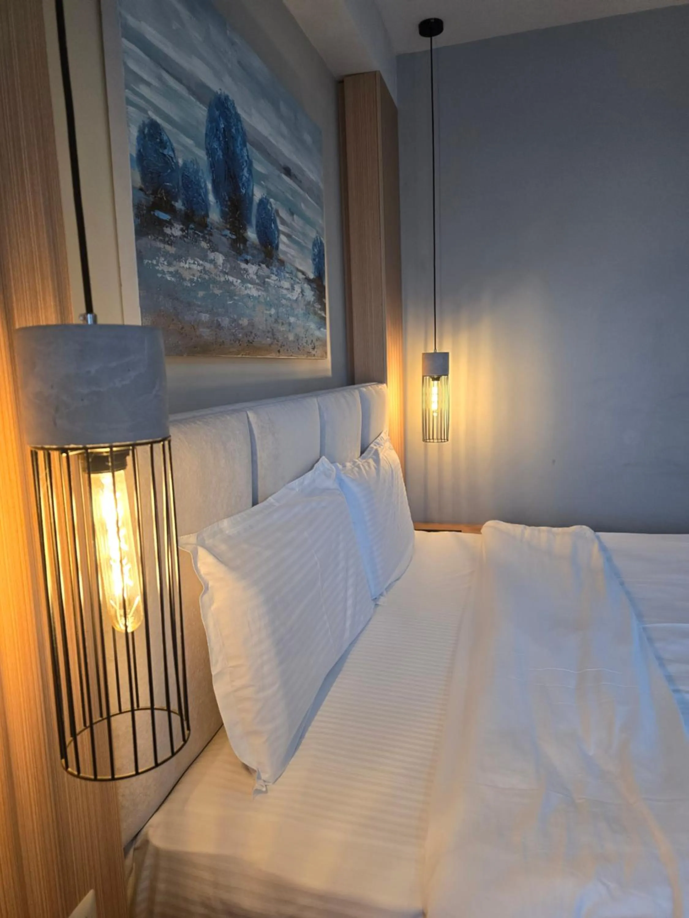 Deluxe Double Room with Balcony - single occupancy in Perla Hotel