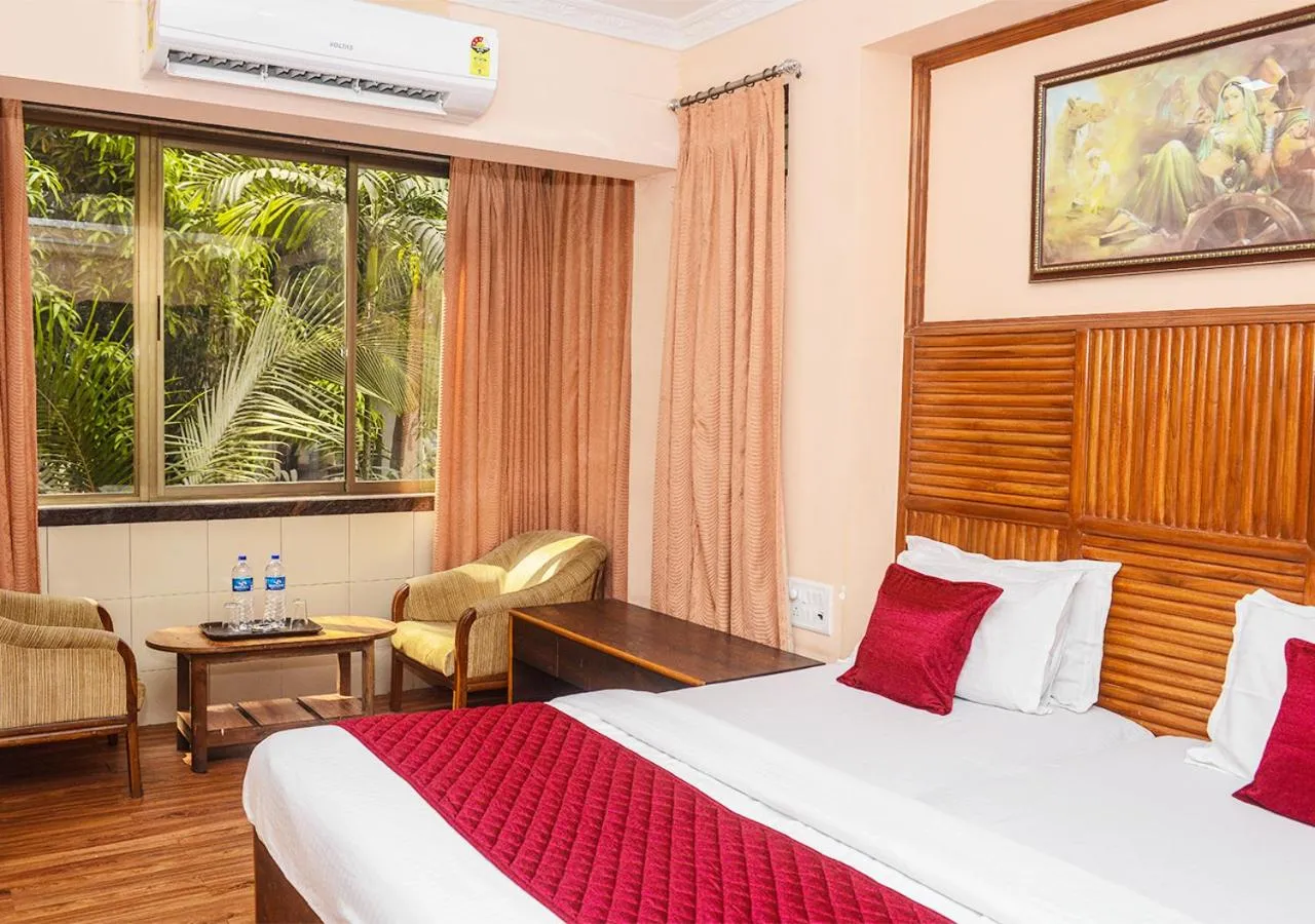 Deluxe Double Room - single occupancy in Hotel Subhash- Andheri