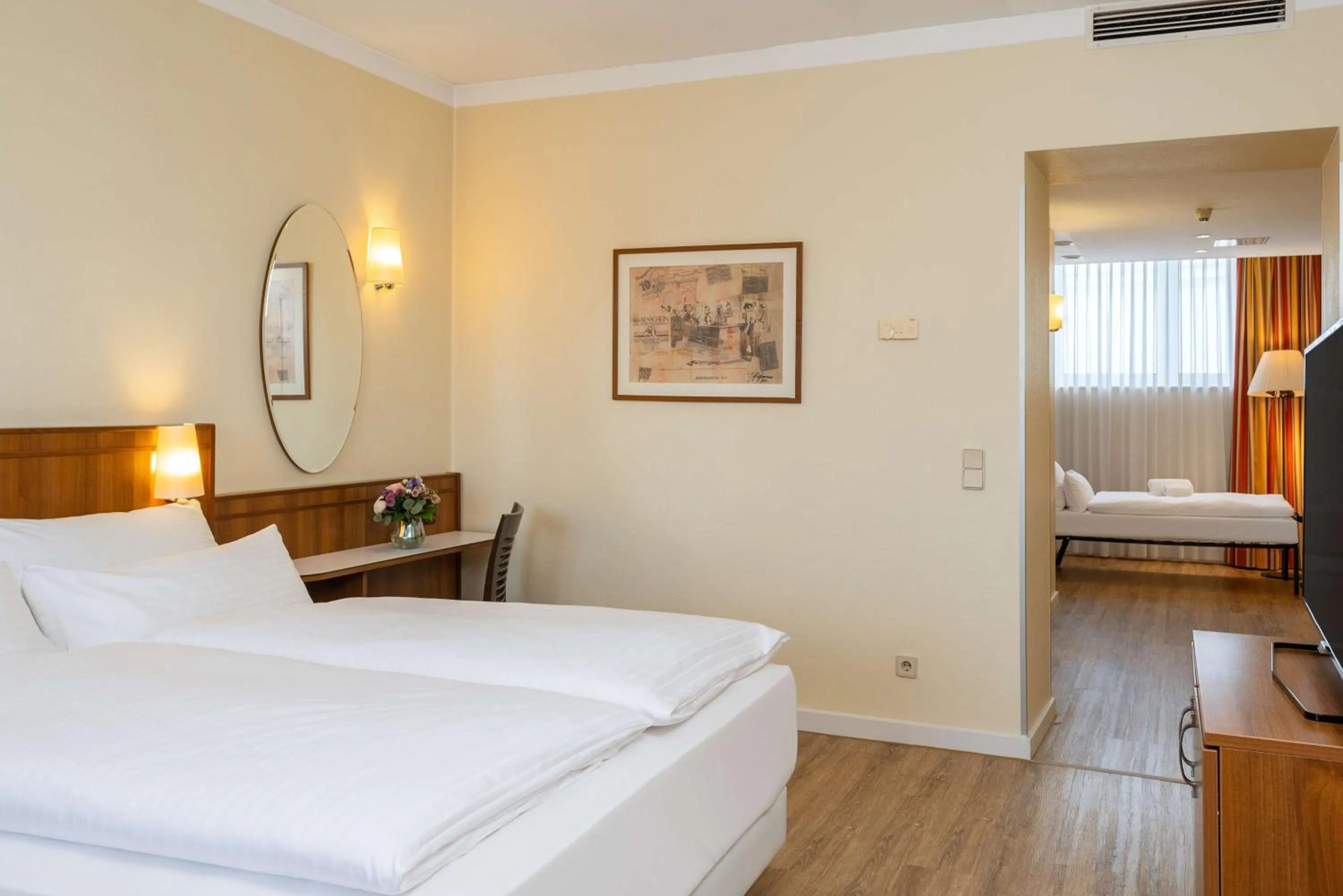 Family Triple Room - single occupancy in NH Wien Belvedere