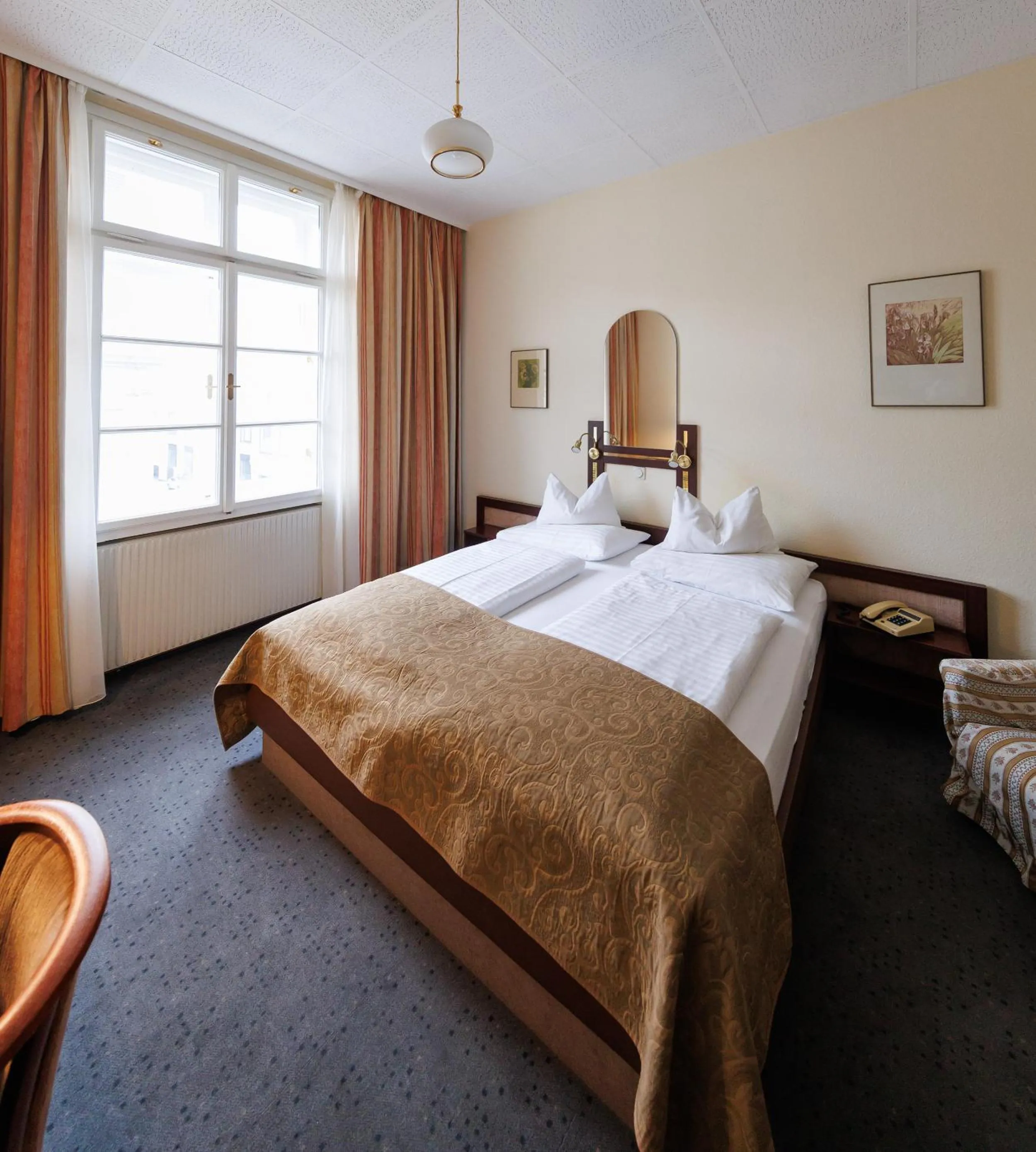 Double Room in Continental Hotel-Pension