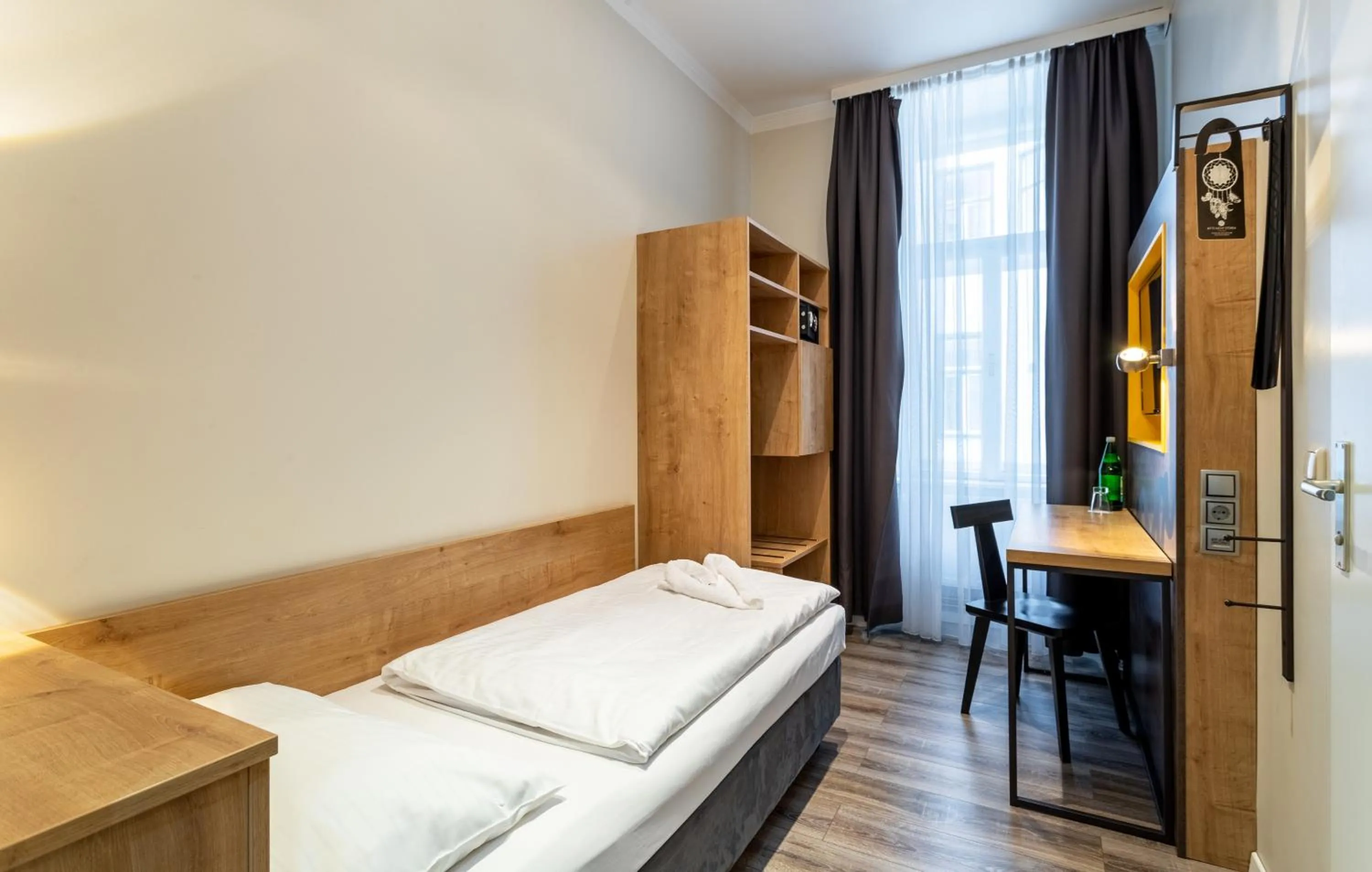 Single Room in Hotel Westbahn