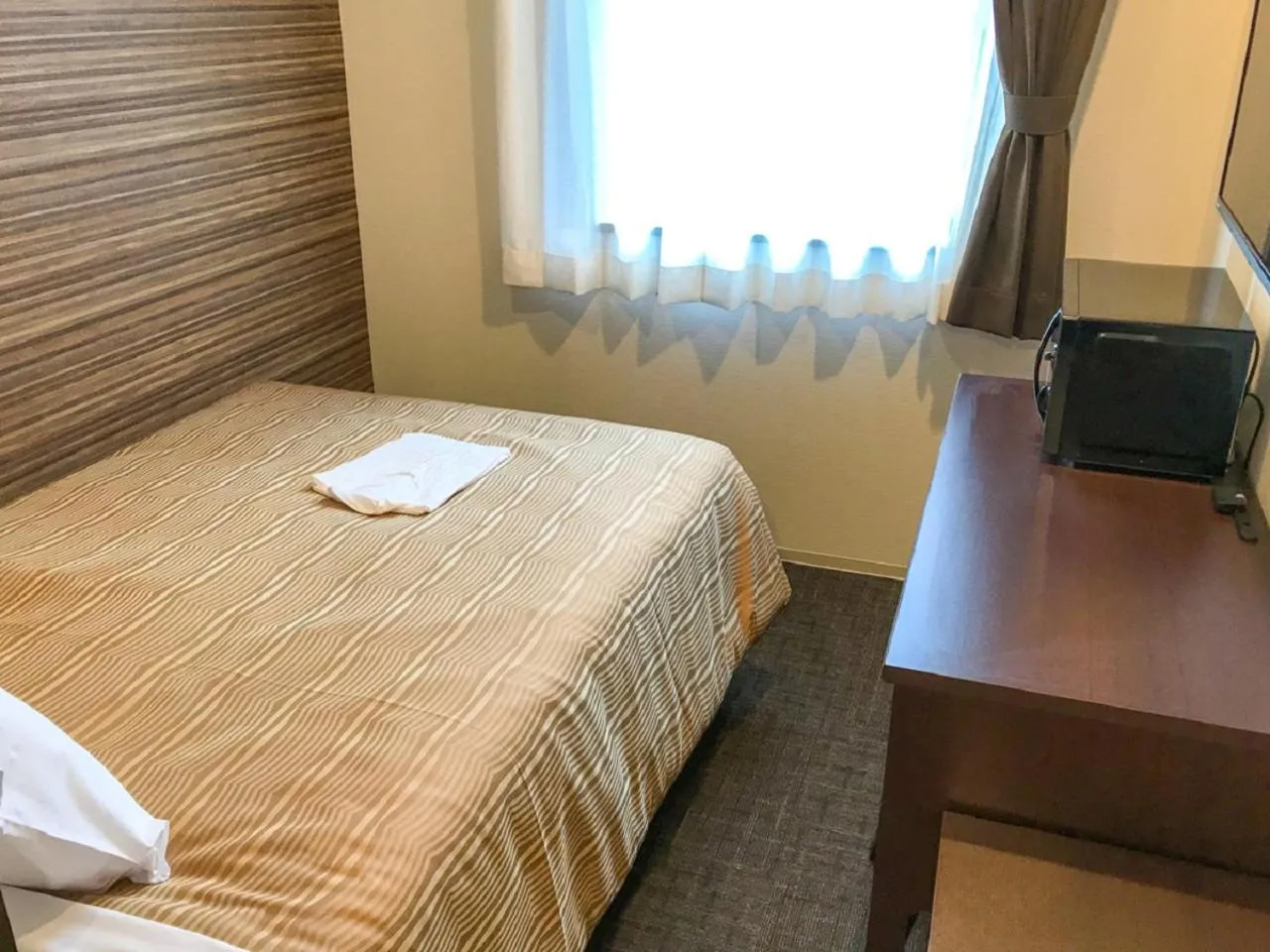 Double Room with Small Double Bed - Smoking in HOTEL LiVEMAX Sendai Kokubuncho