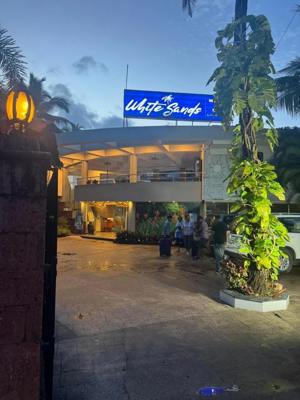 White Sands Resort & Spa