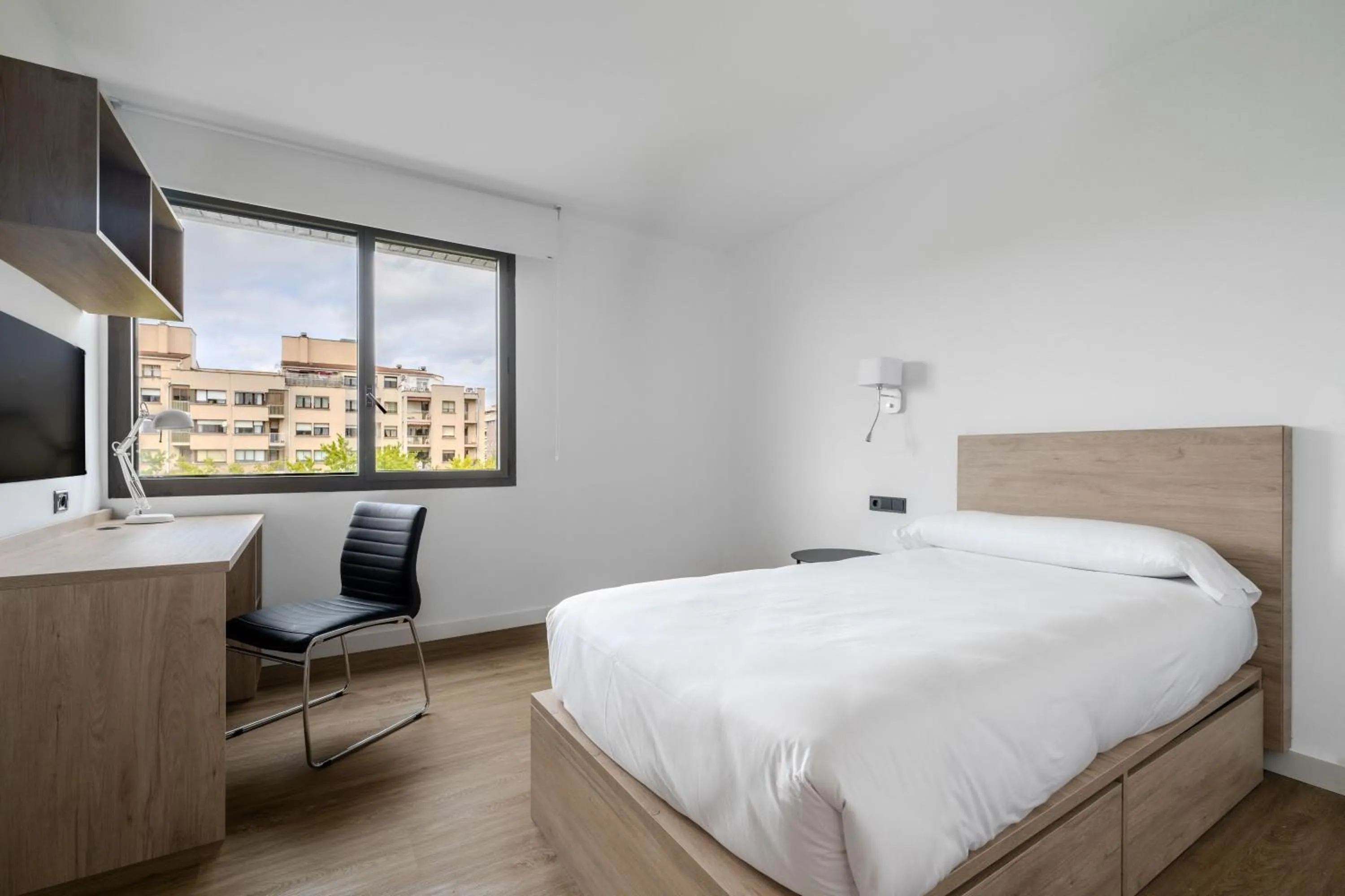 Single Room in Micampus Pamplona Student Residence