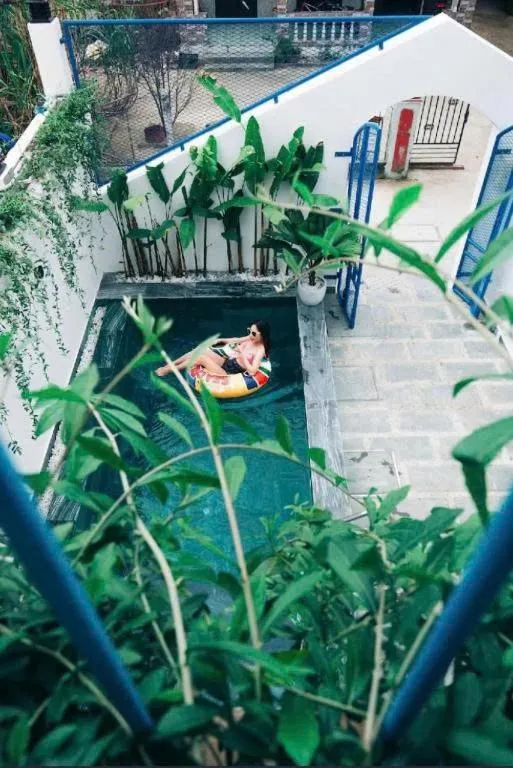 Six-Bedroom House in Lazy Bear Villa By The Little Hoi An