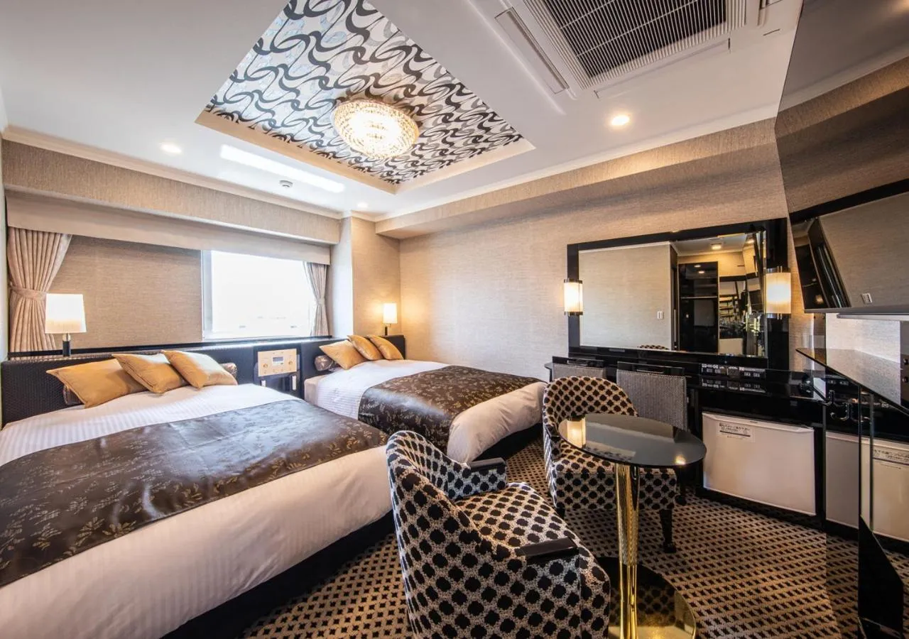 Deluxe Twin Room with Public Bath Access (Central Tower) - single occupancy - Non-Smoking in APA Hotel Hakataeki Chikushiguchi