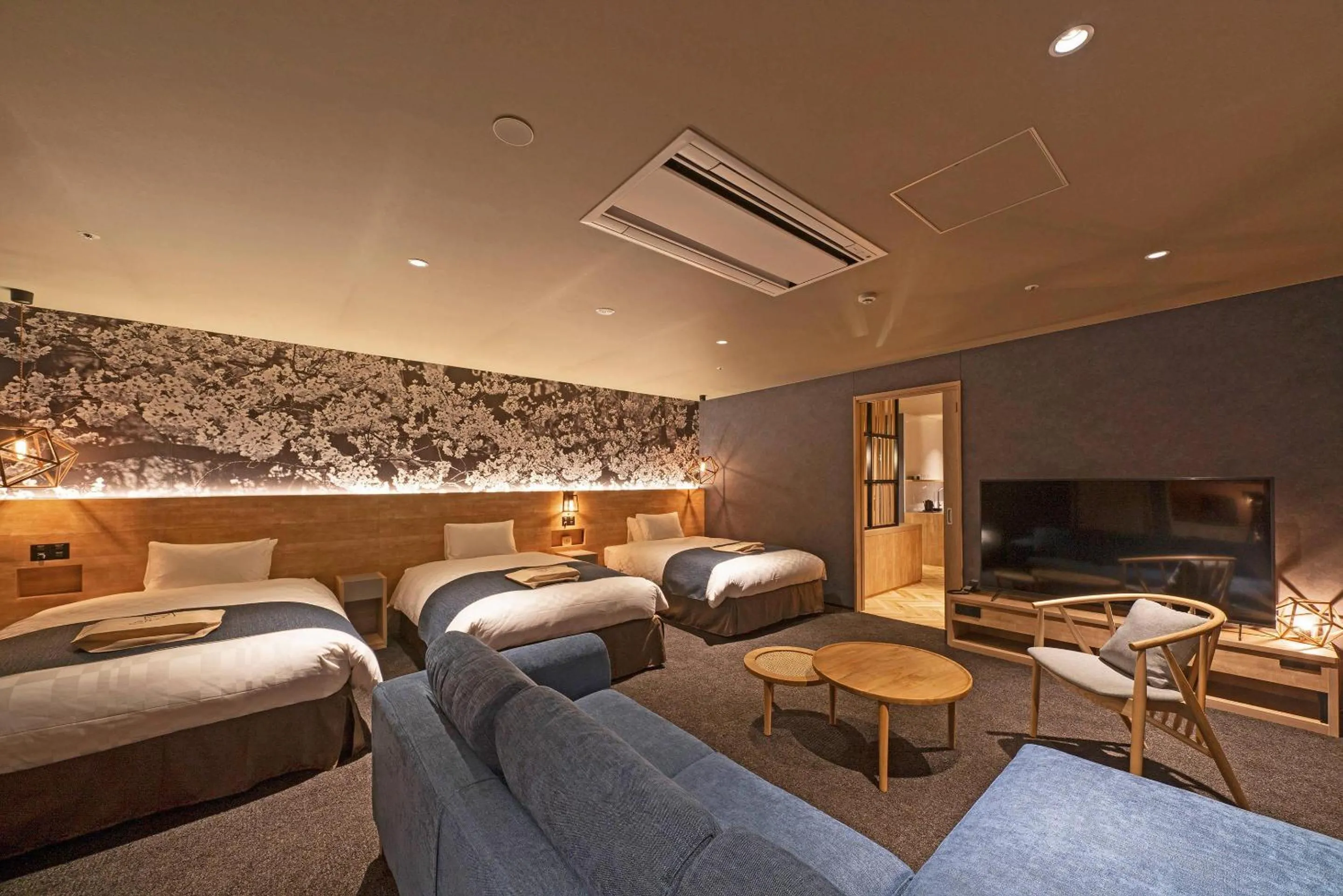 The Around Floor - Non Smoking - Suite Room in hotel around TAKAYAMA, an Ascend Collection Hotel