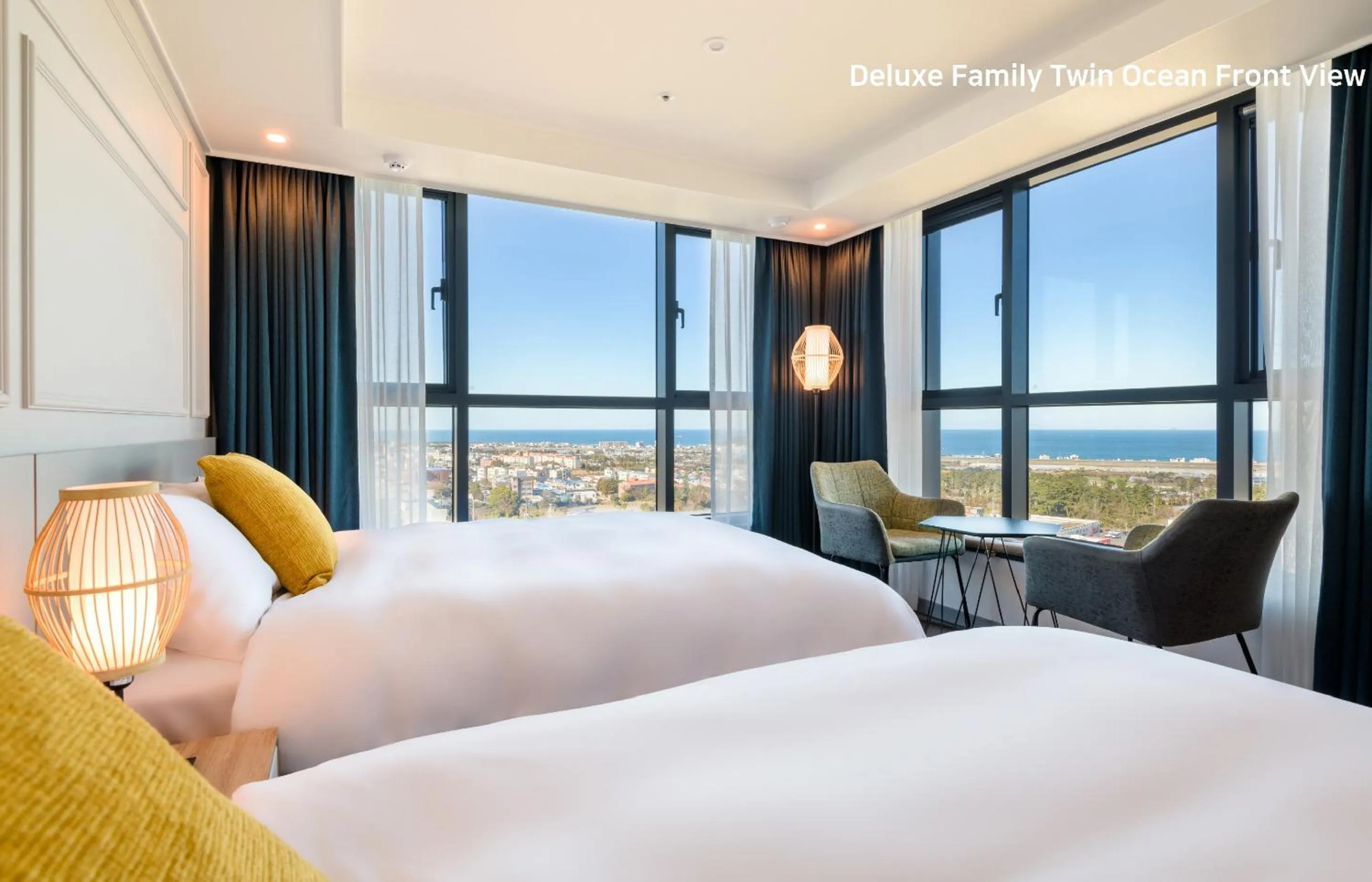 Deluxe Twin Room with Sea View in Ventimo Hotel & Residence Jeju
