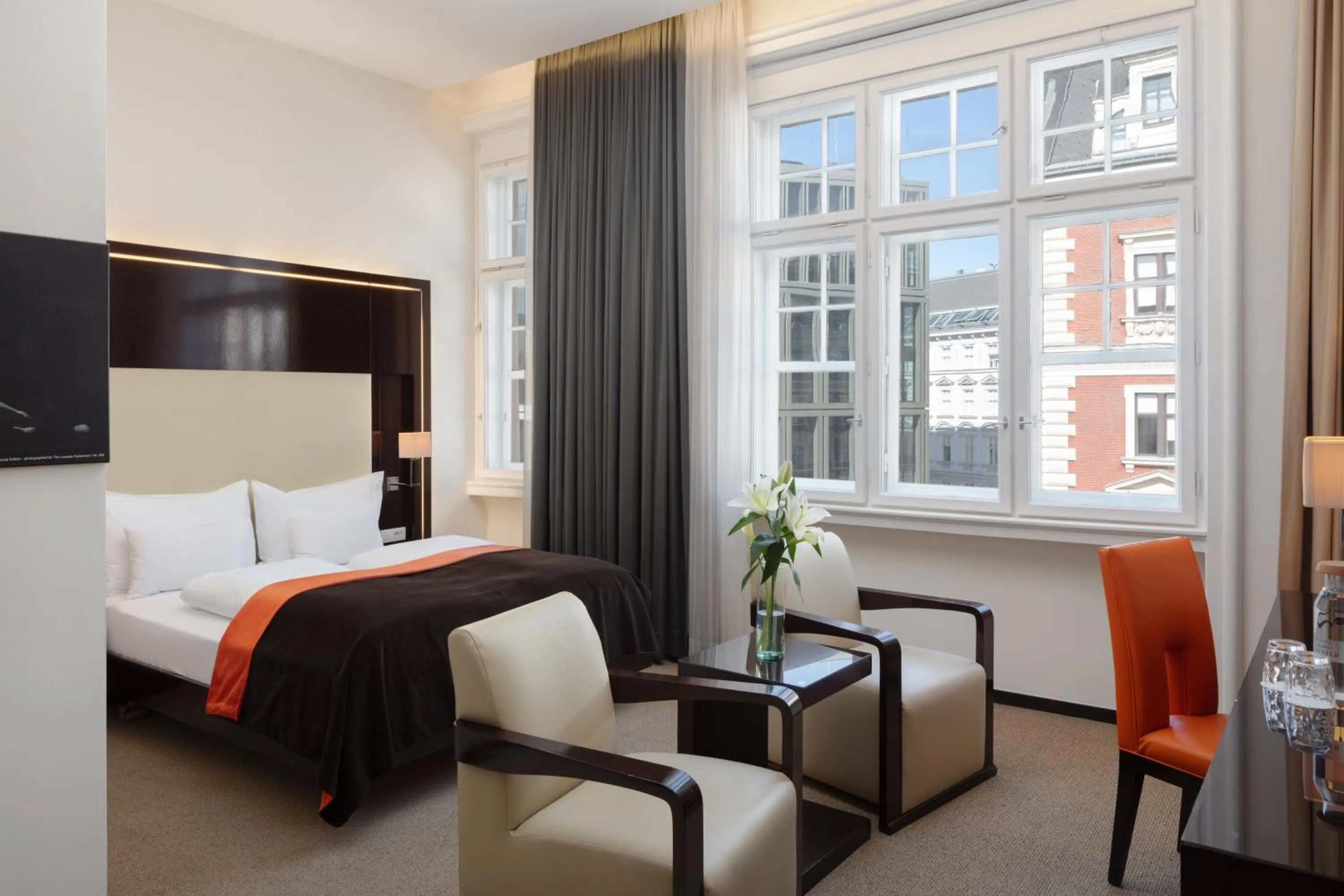 Deluxe Double Room in The Levante Parliament A Design Hotel