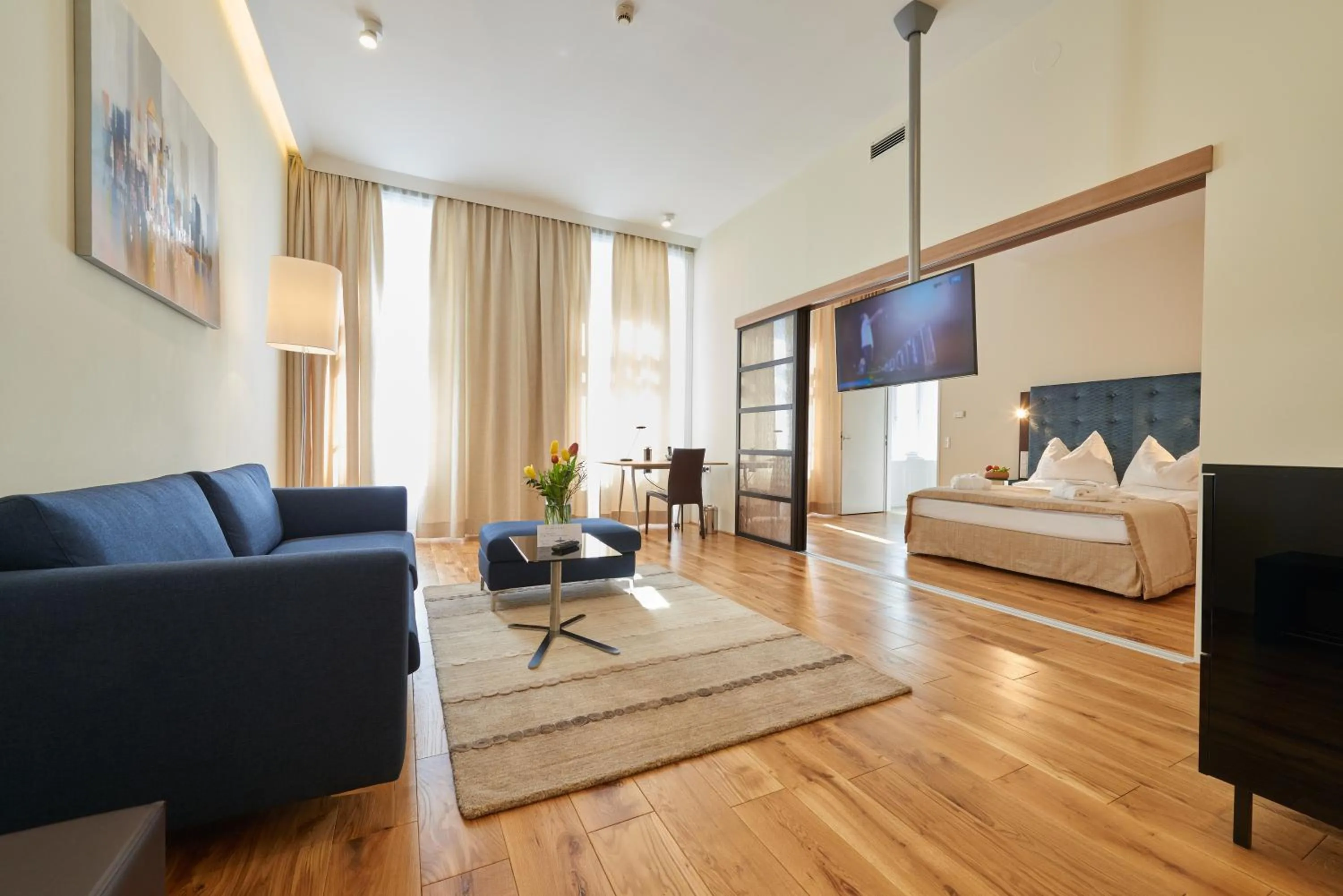 Deluxe Suite in HiLight Suites Hotel