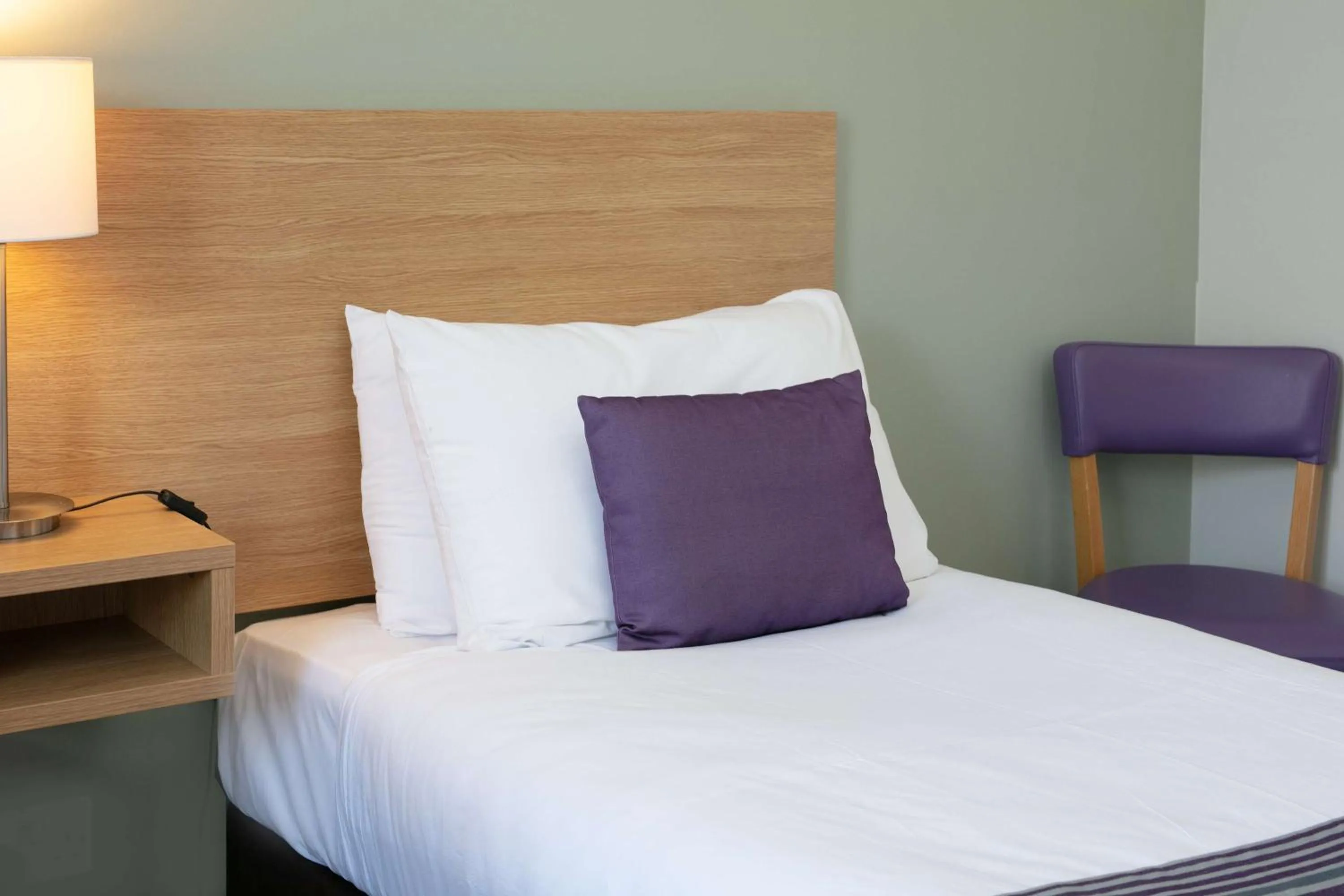 Standard Single Room in Exmouth Beach Hotel