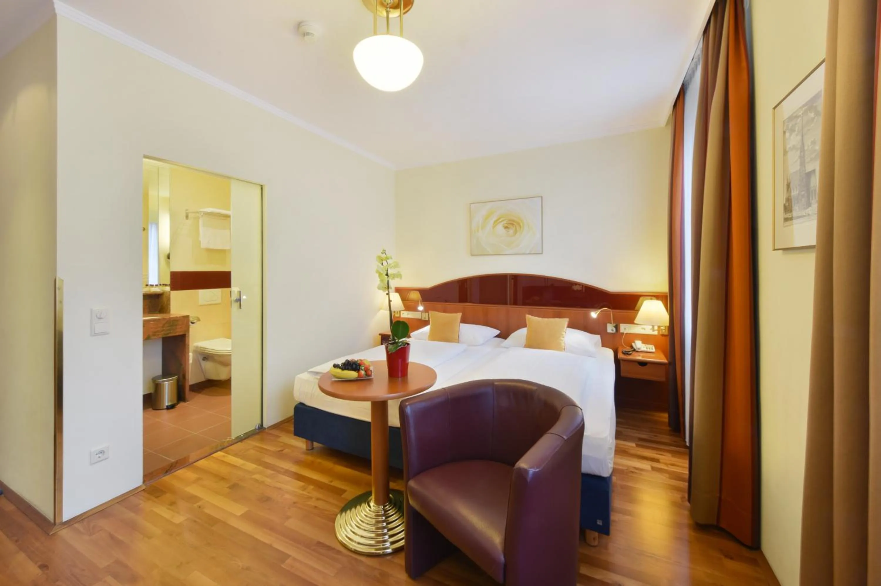 Double Room PREMIUM courtyard view in Austria Classic Hotel Wien