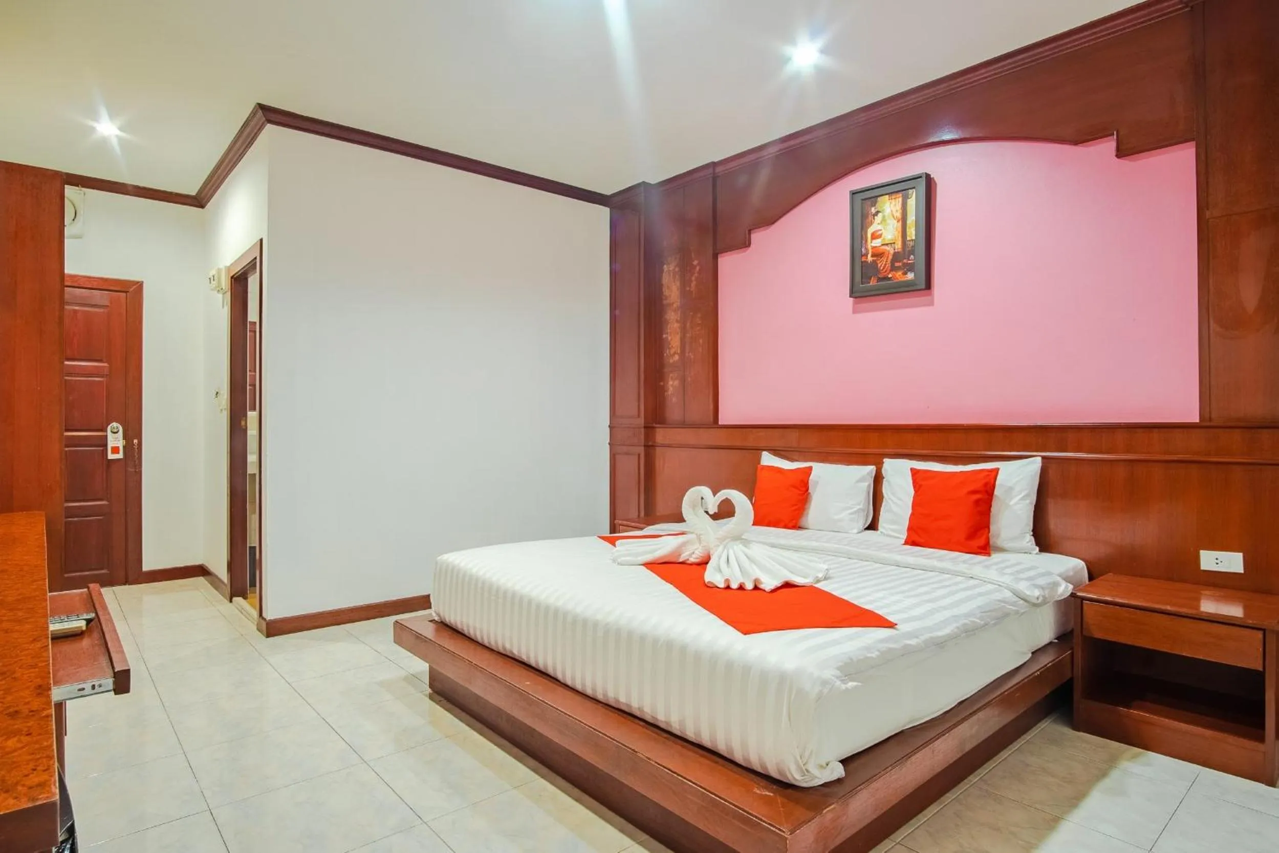 Standard Double Room in Art Mansion Patong Hotel