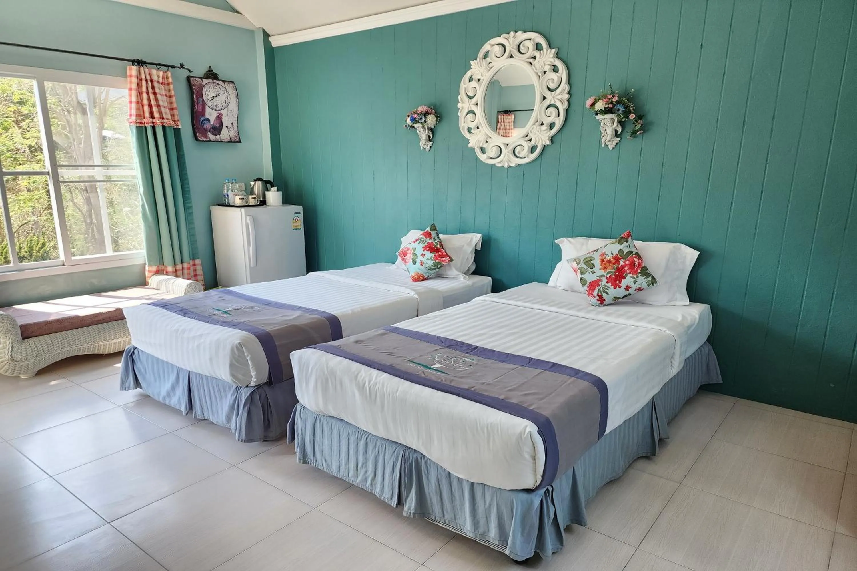 Standard Twin Room in See Sky Resort