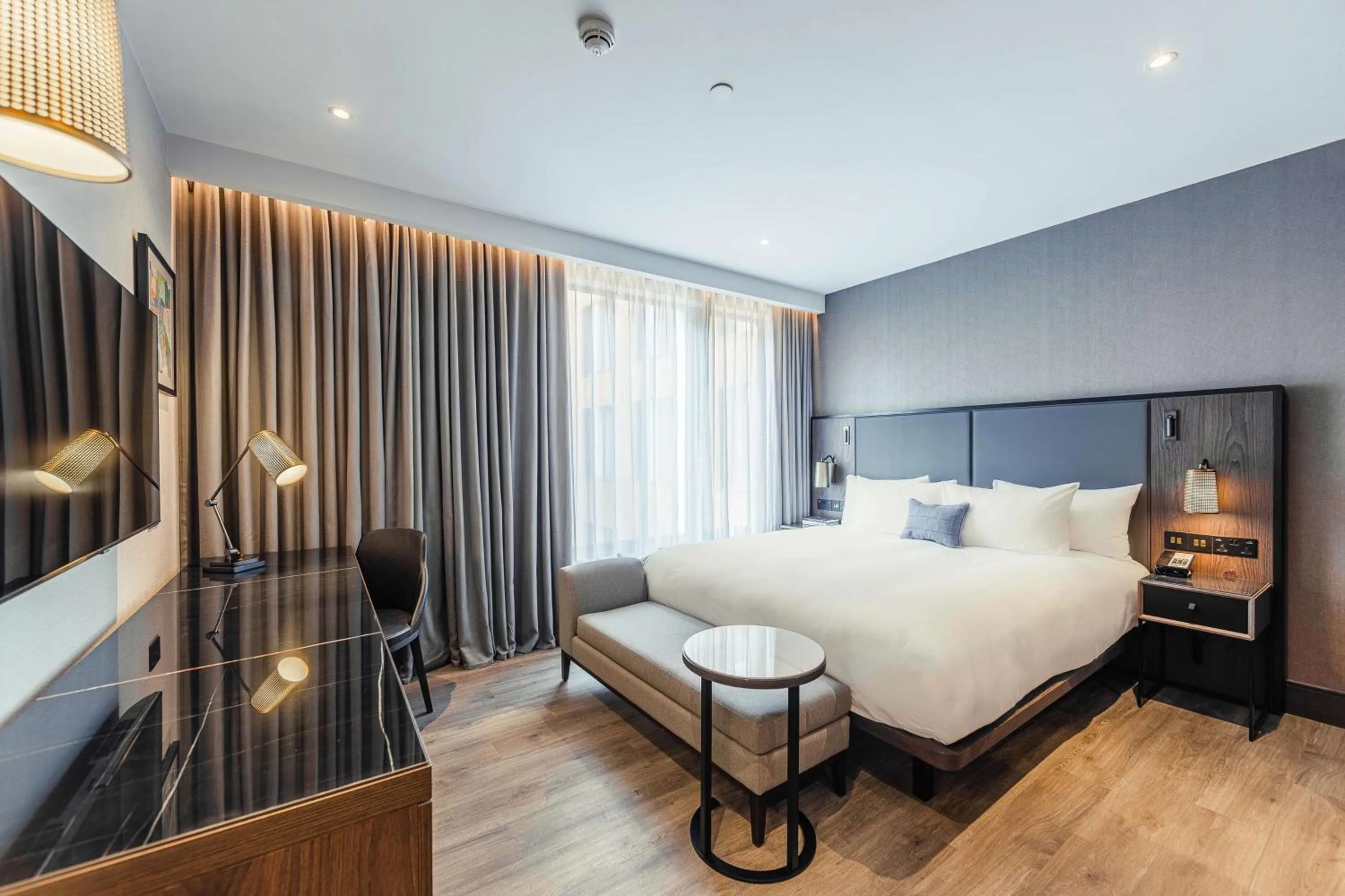 The Fellows Family Connecting Apartment Suite in The Fellows House Cambridge, Curio Collection By Hilton