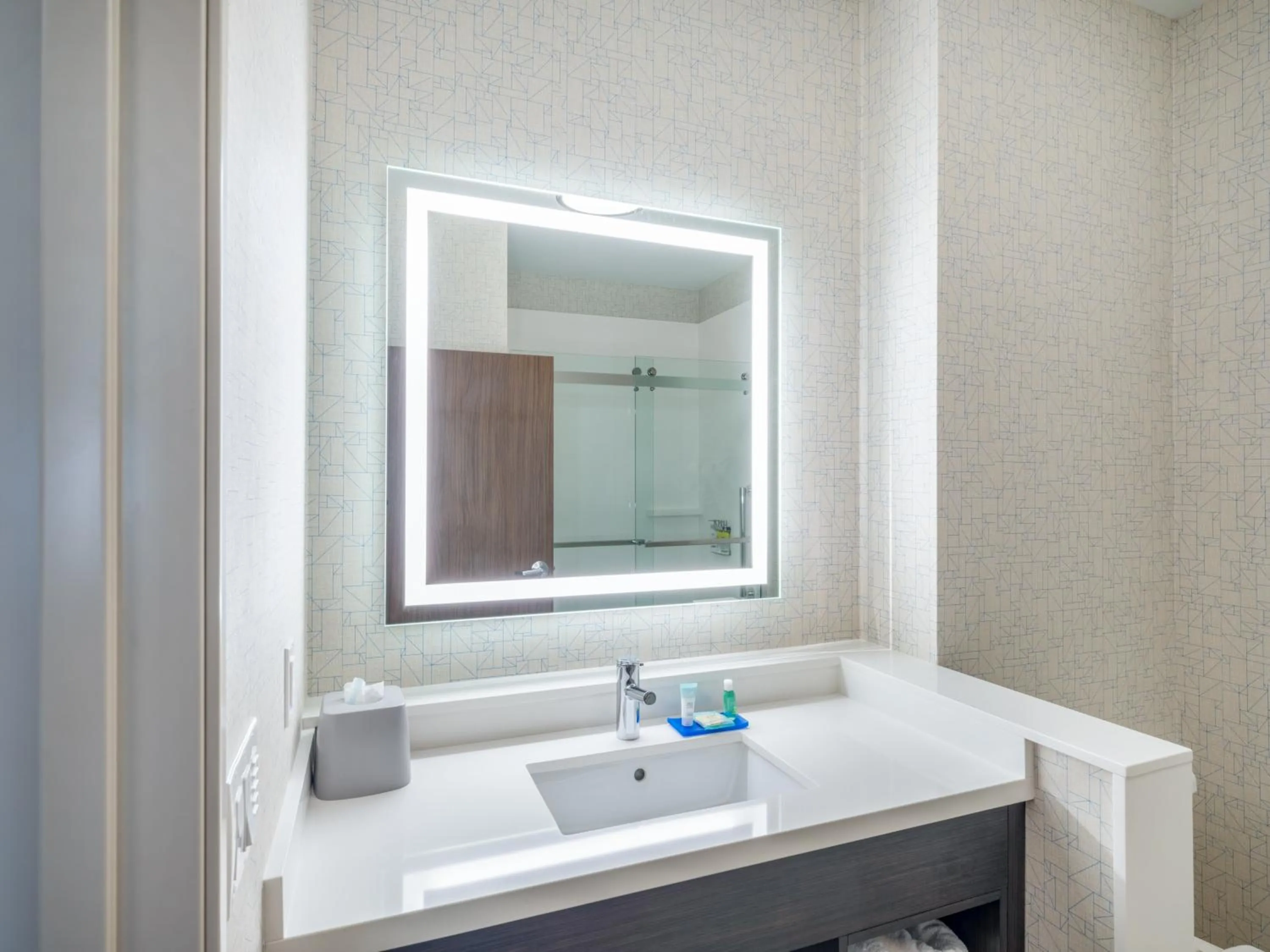 Queen Suite with Two Queen Beds in Holiday Inn Express & Suites - Watertown by IHG