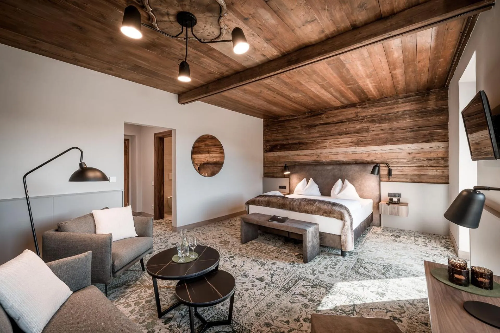 Family Suite (2 Bedrooms) with Balcony in Seefelds Bed & Breakfast