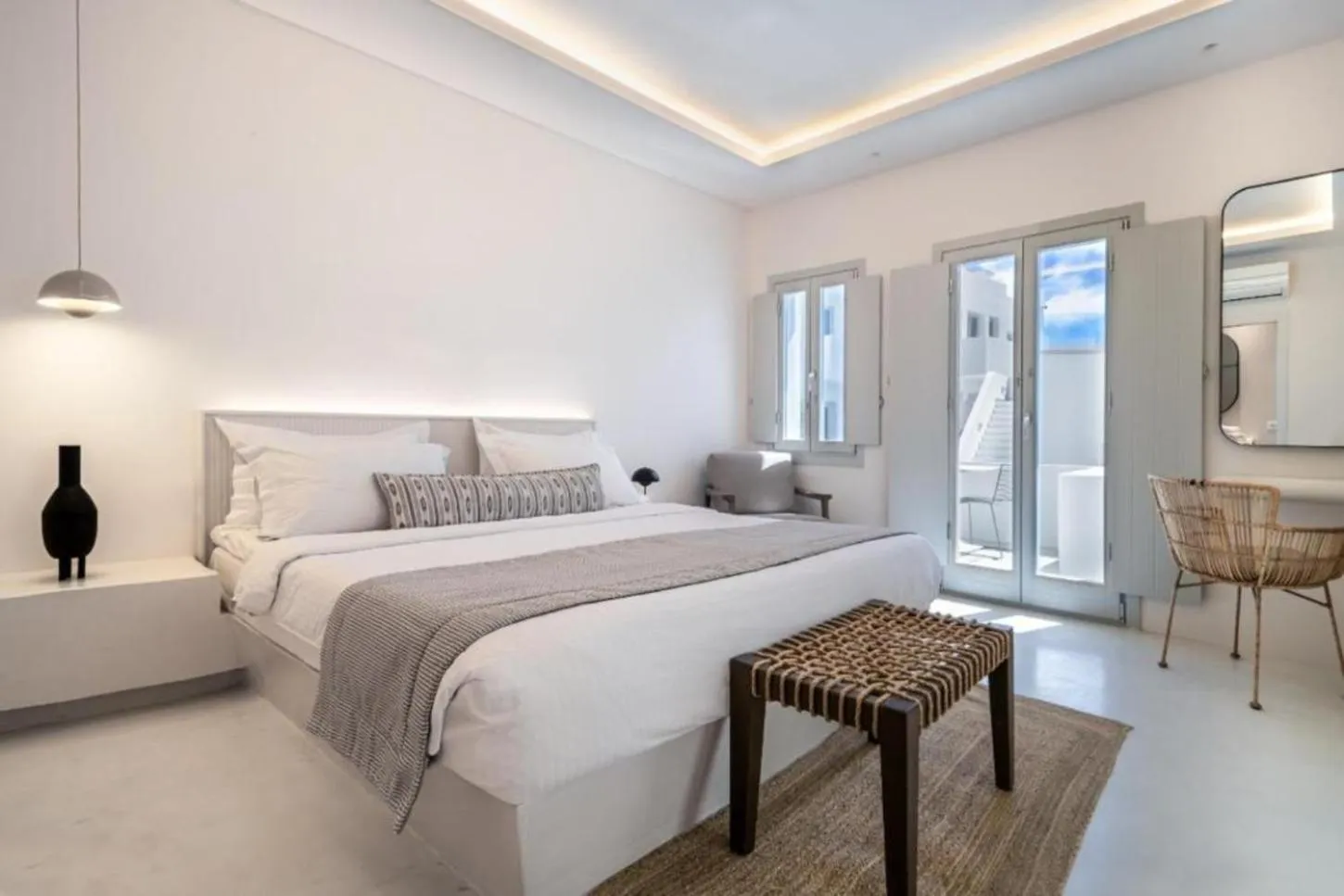 Grand Suite with Indoor Jetted Tub and Caldera View in Akra Suites & Spa