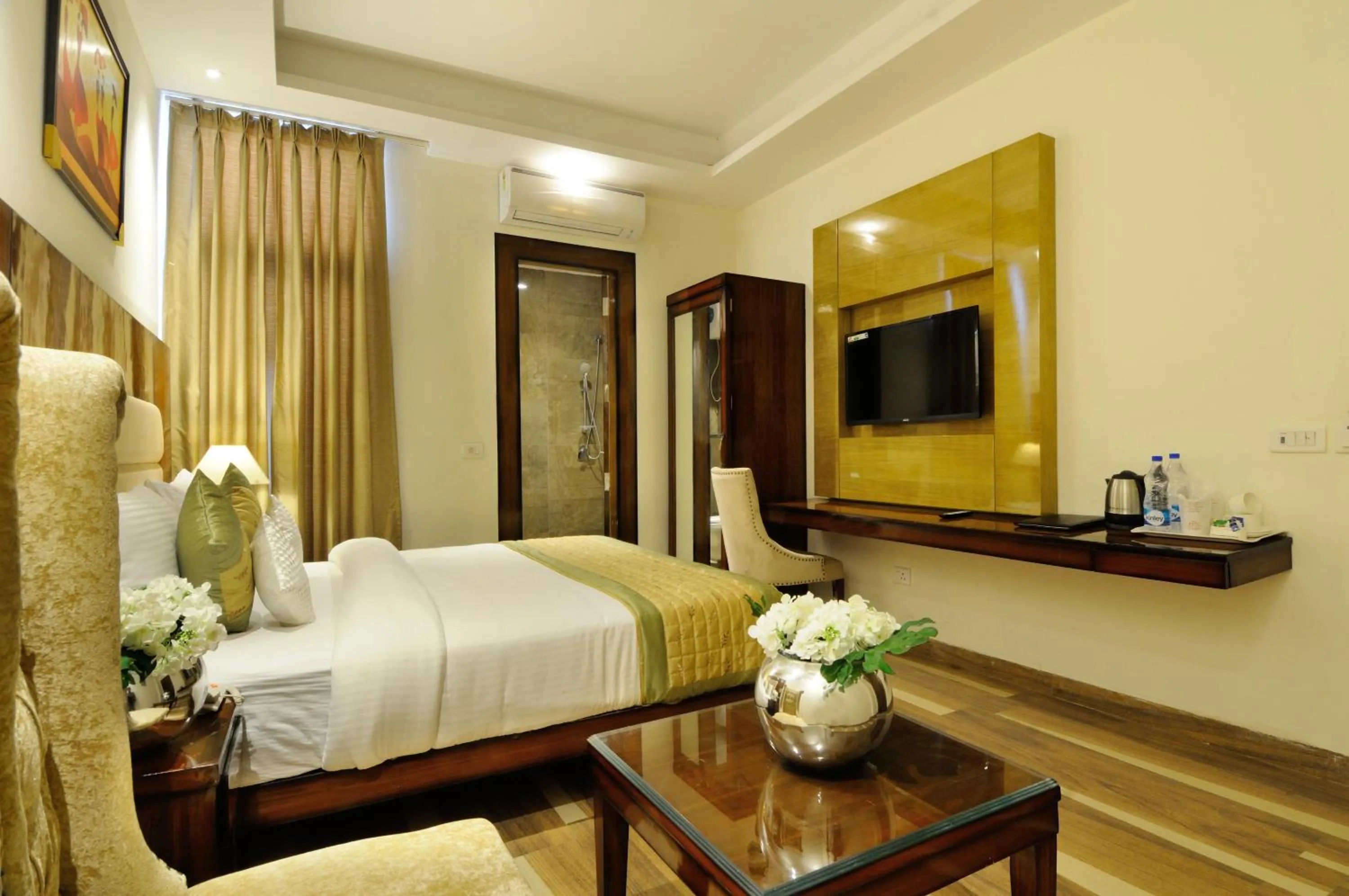 Luxury Quadruple Room - single occupancy in New Delhi Hotel Citizen