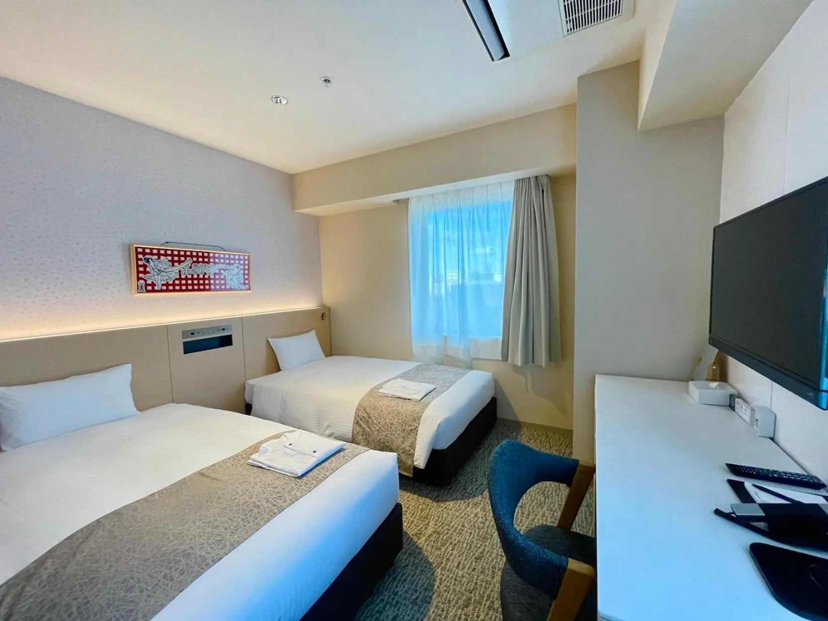 Corner Twin Room in The Kanzashi Tokyo Asakusa