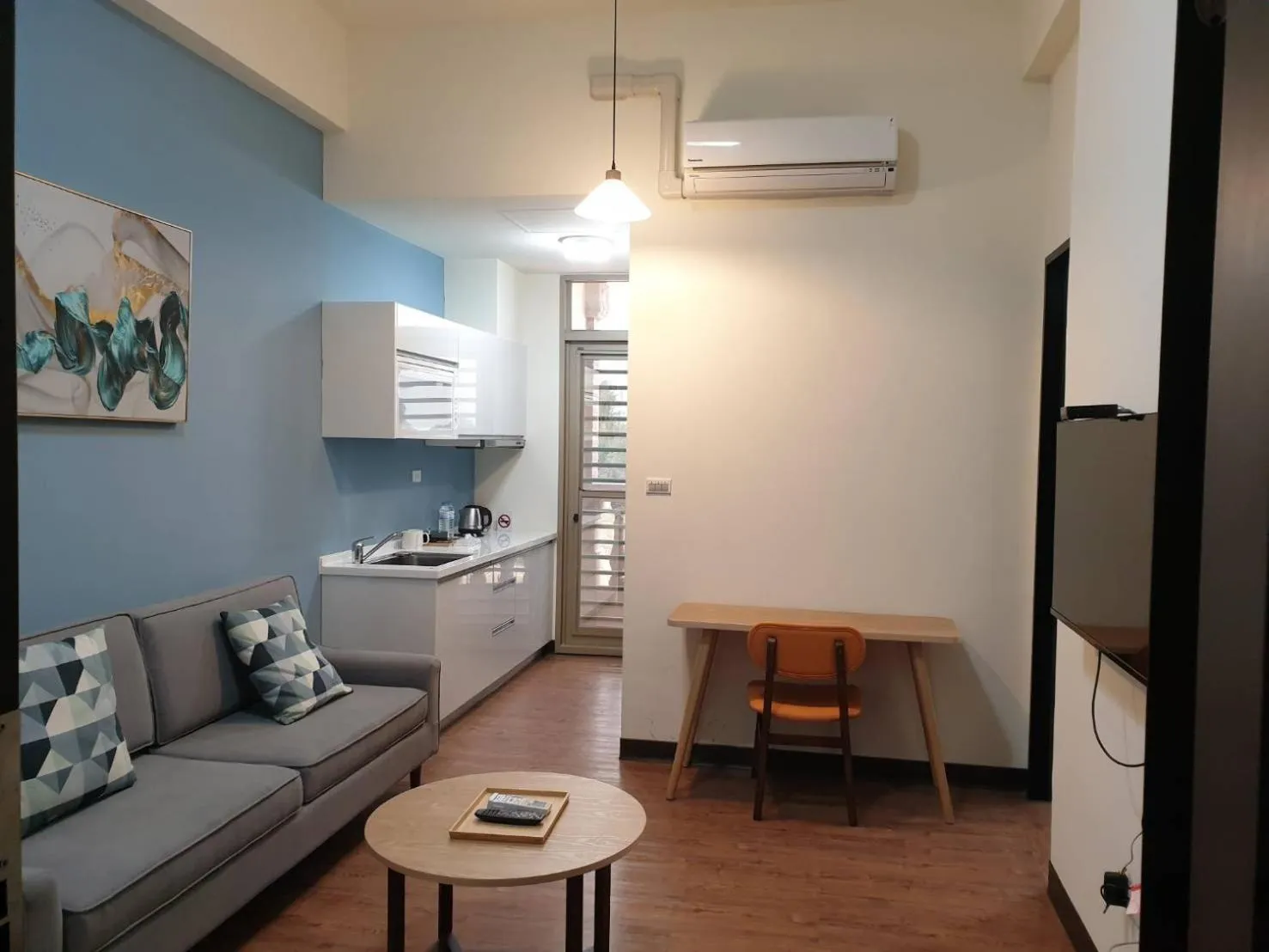 Two-Bedroom Apartment (Book 2 pax Free 2 pax Special Promo) with Balcony (Lower Floor) in Happy Casa Resorts