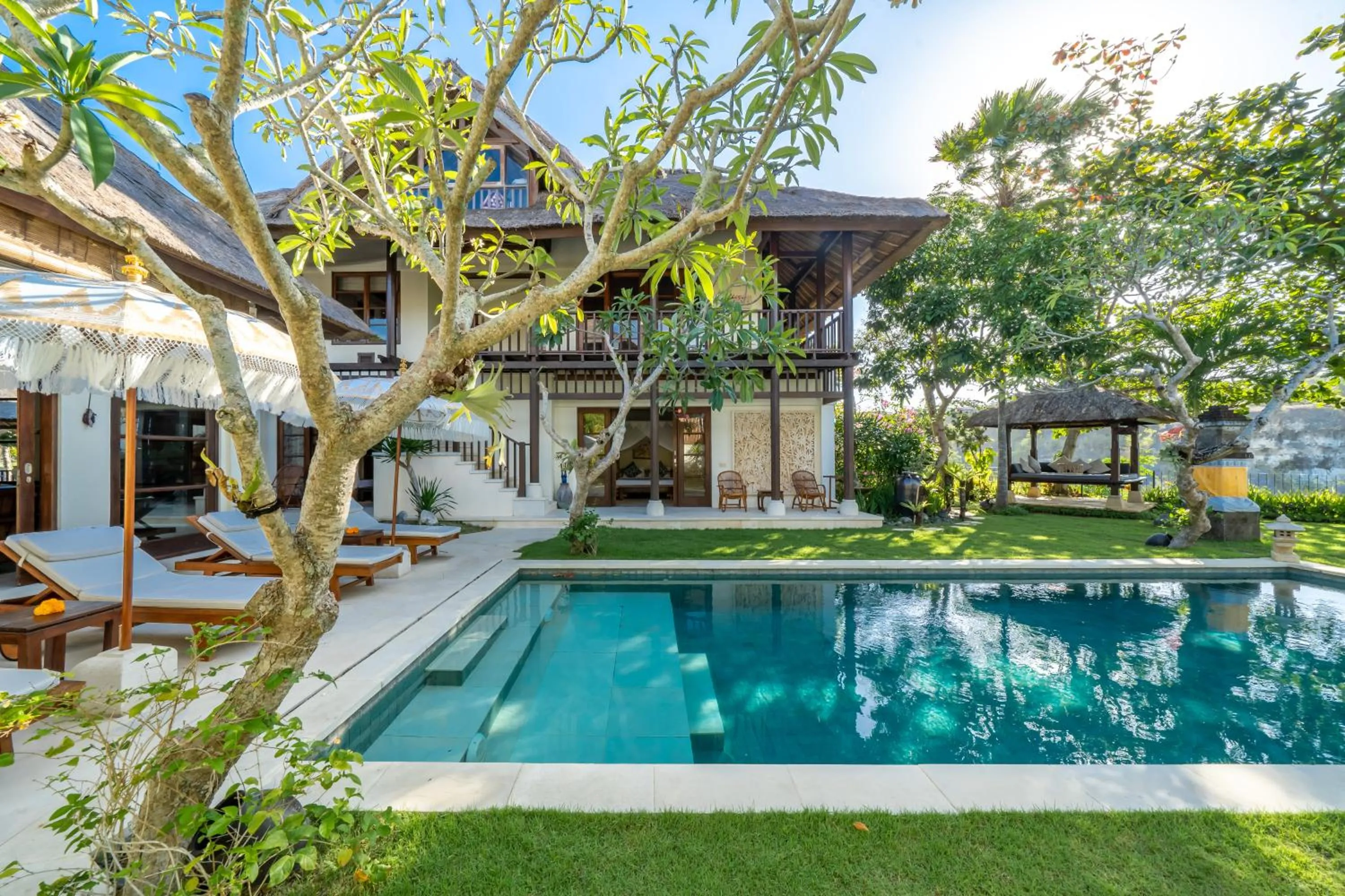 Villa Yasmine - Three-Bedroom Pool Villa with Cliff View in Jimbaran Beach Villas by Nakula