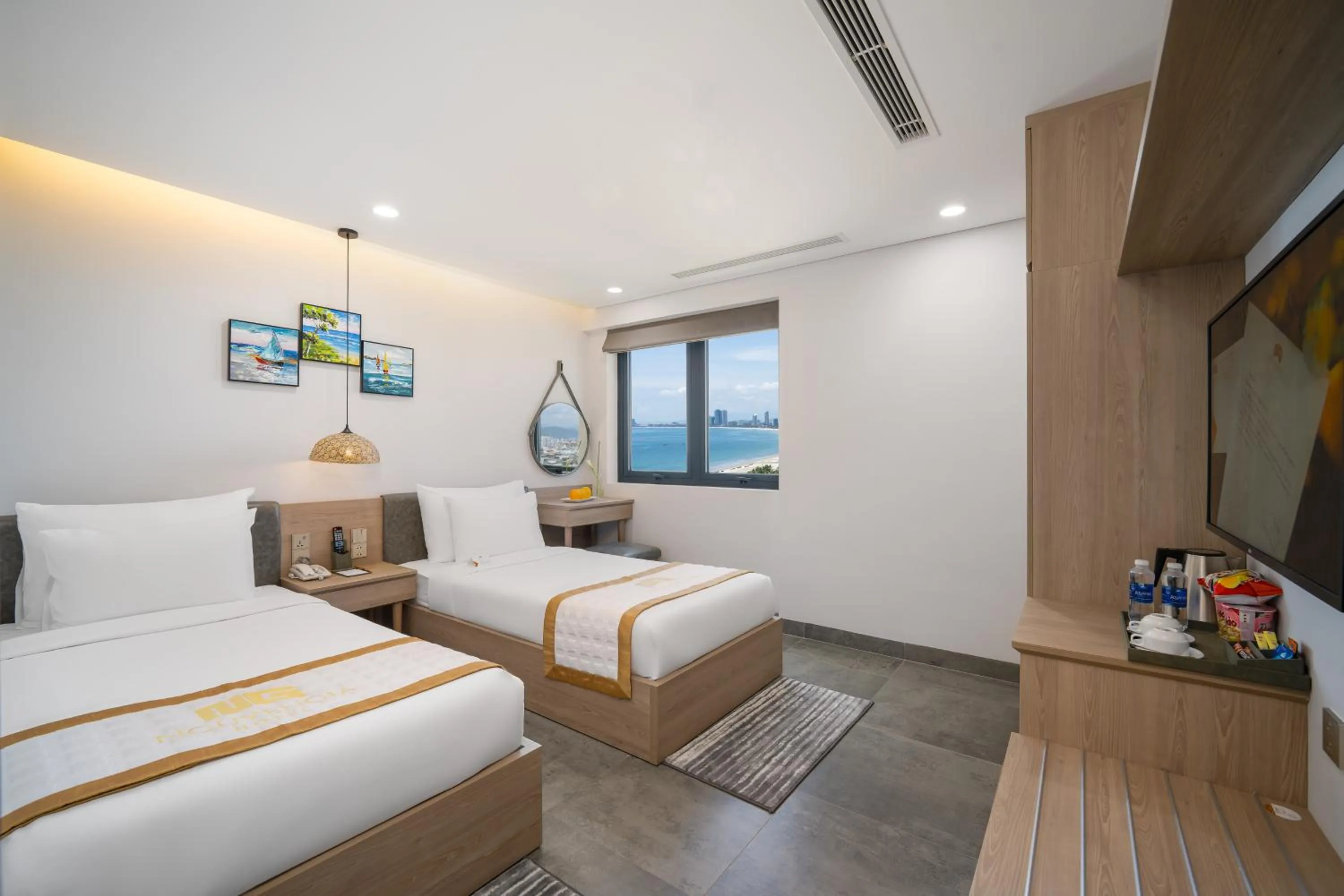 Deluxe Twin Room with Sea View in Nguyen Gia Hotel