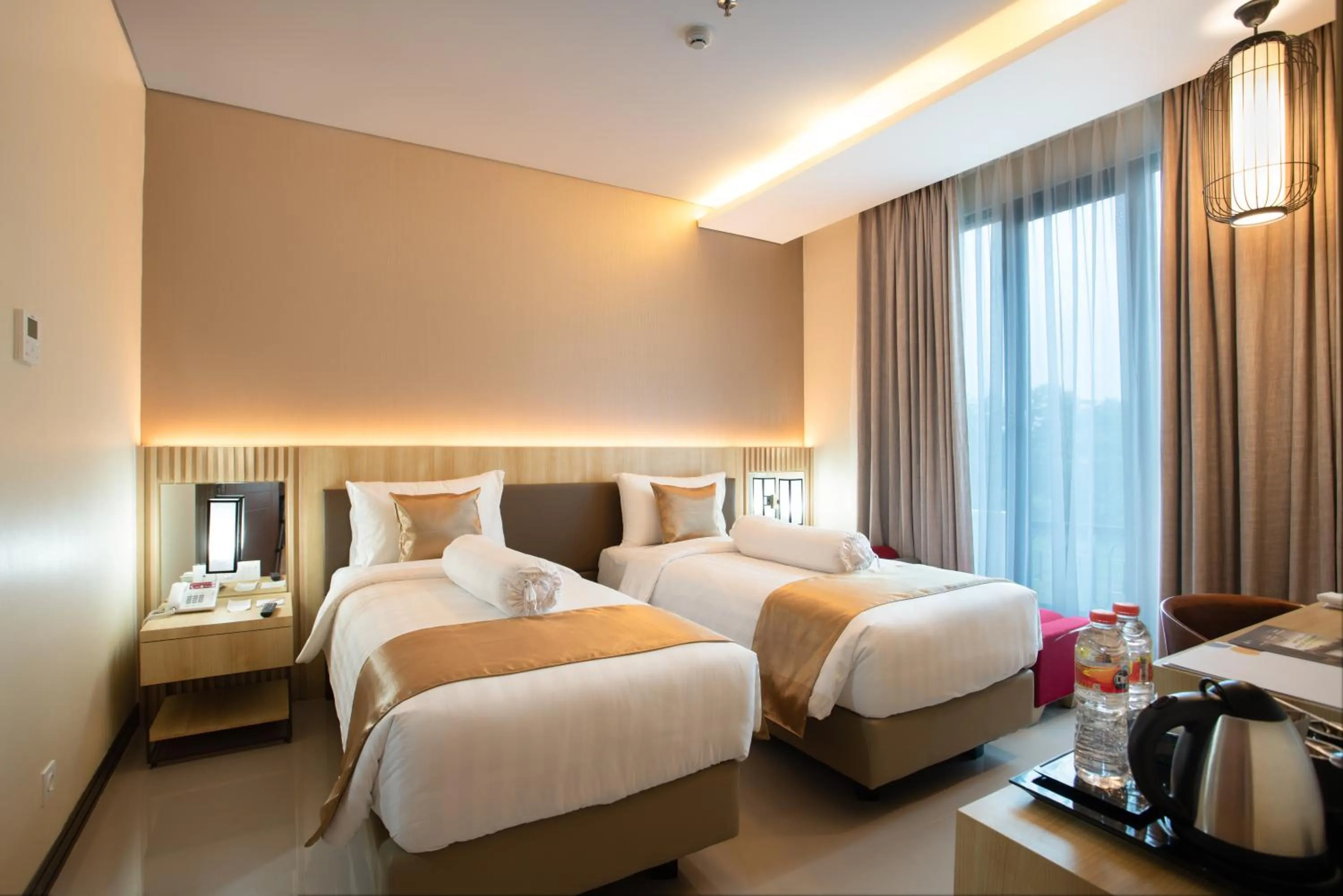 Deluxe Twin Room in Braling Grand Hotel Purbalingga, Azana Hotels Collection