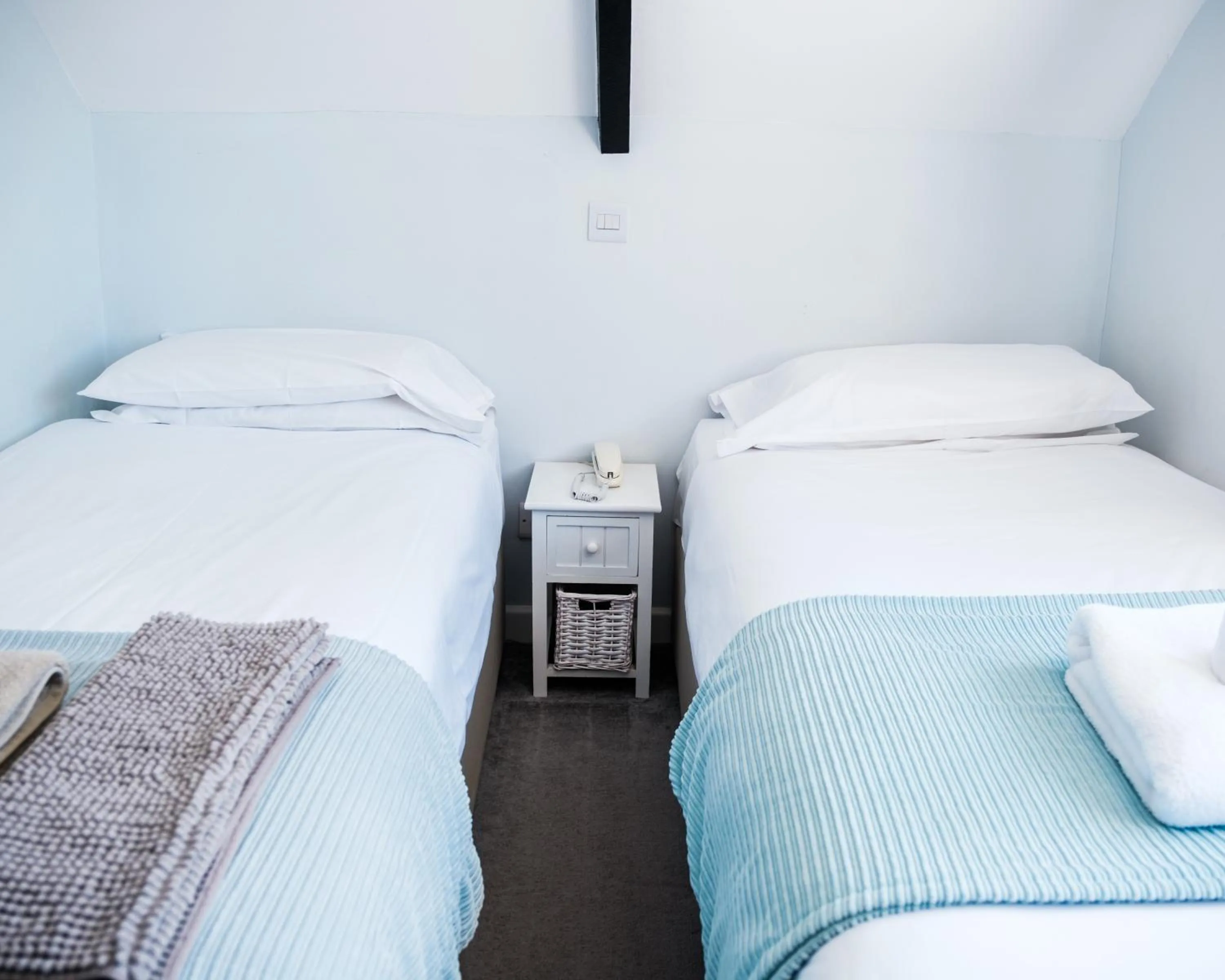 Standard Twin Room in Mullions 51 B&B