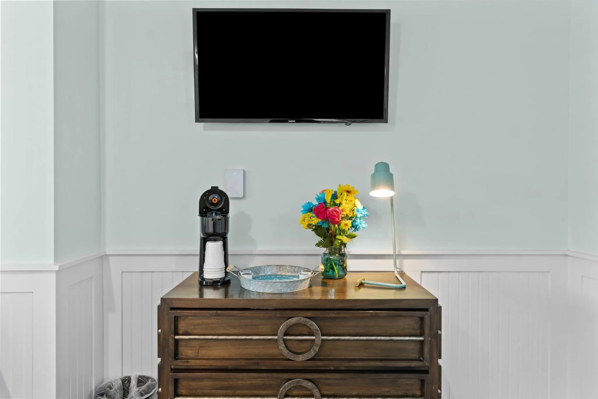 Deluxe King Room in Loggerhead Inn and Suites