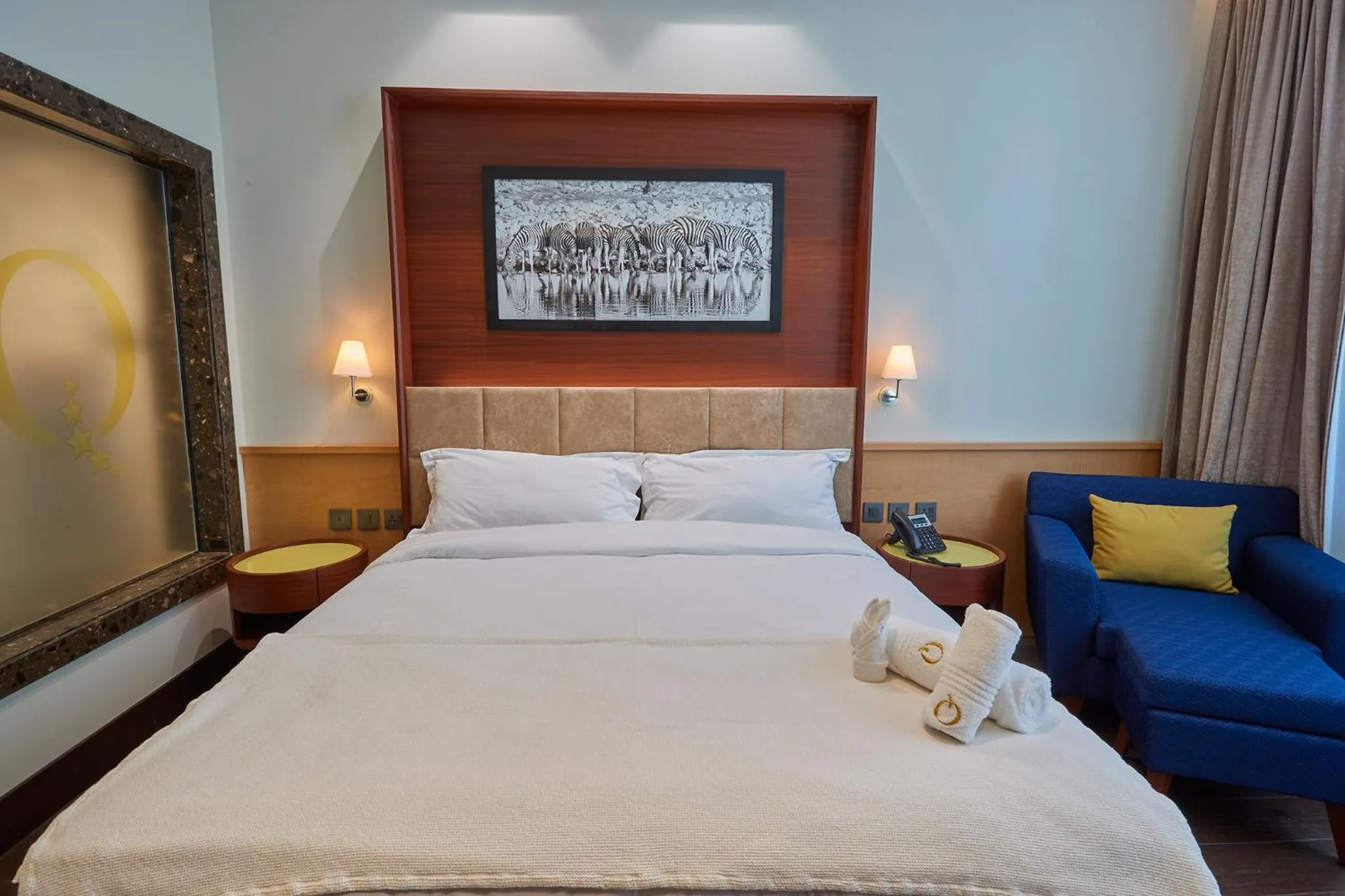 Deluxe Suite in The Quorum