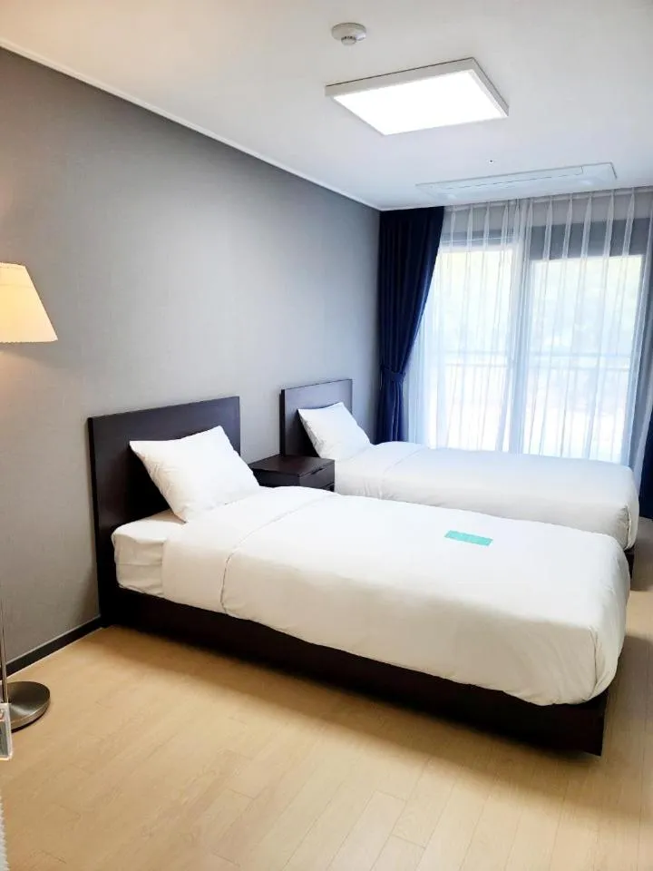 Standard Twin Room in Risen Ocean Park Hotel