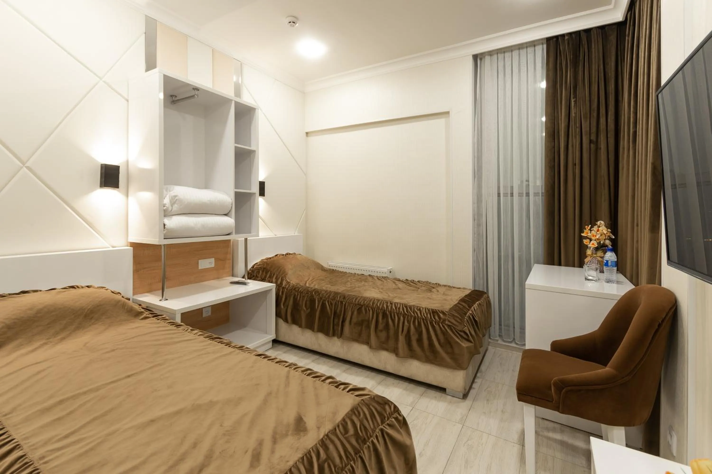 Bed in Tantana Hotel