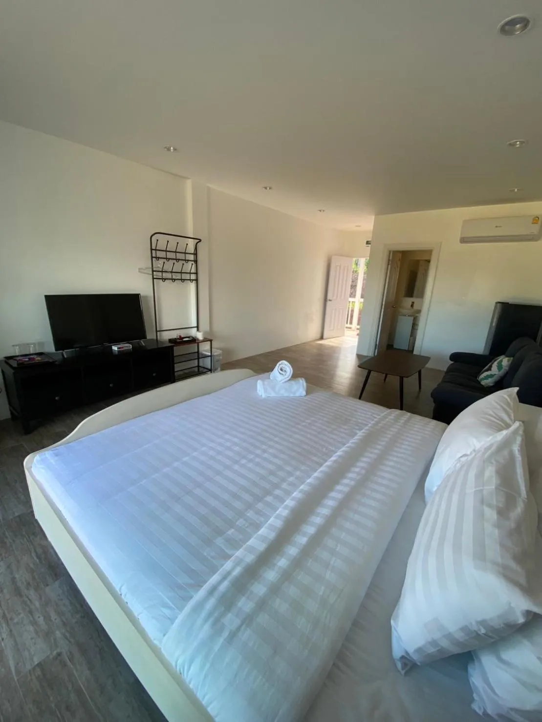 Bed in Krin Resort