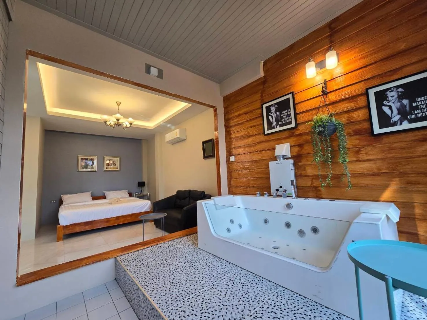 Bed in Krin Resort