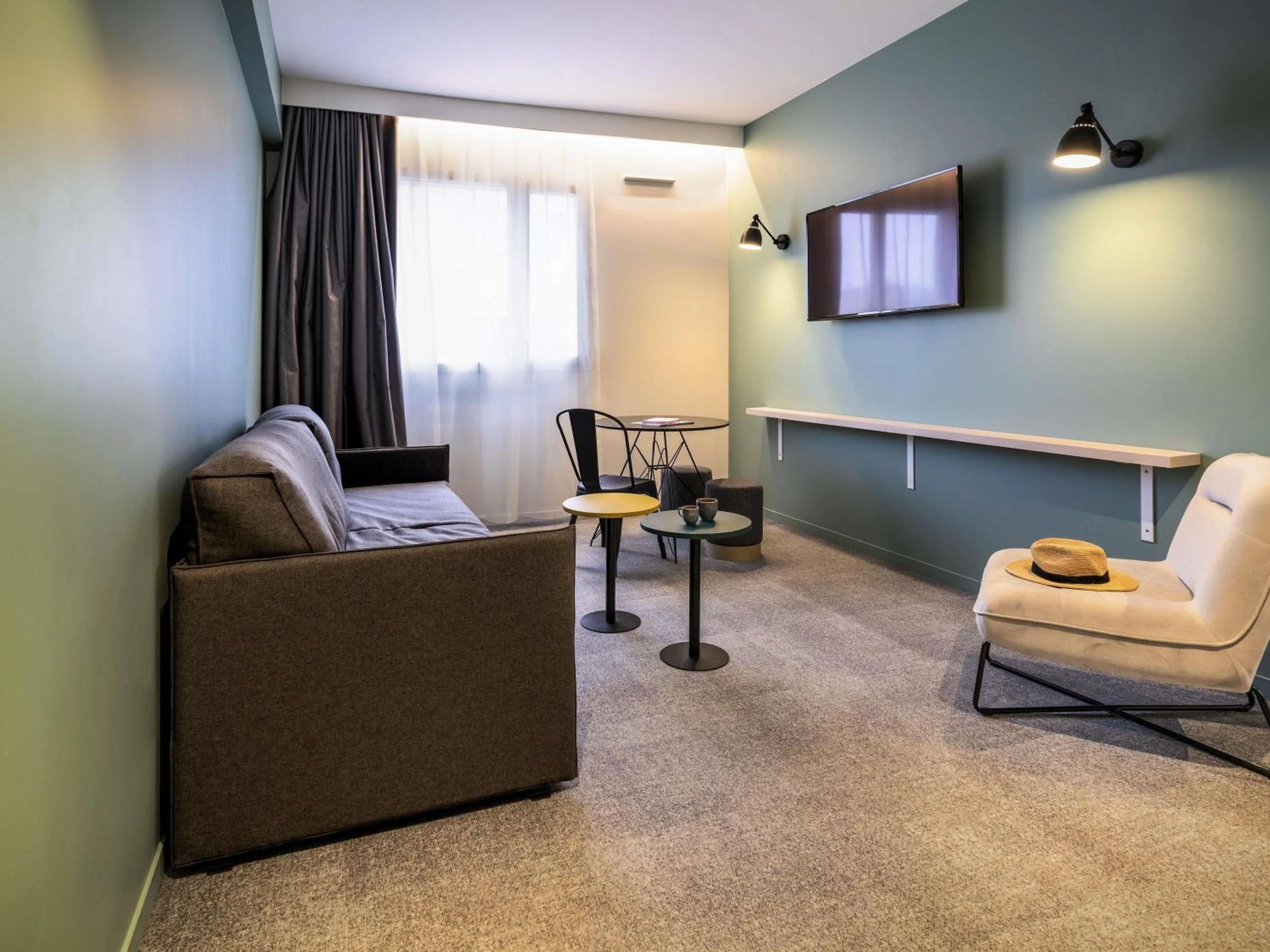 Bedroom in ibis Styles Limoges Centre