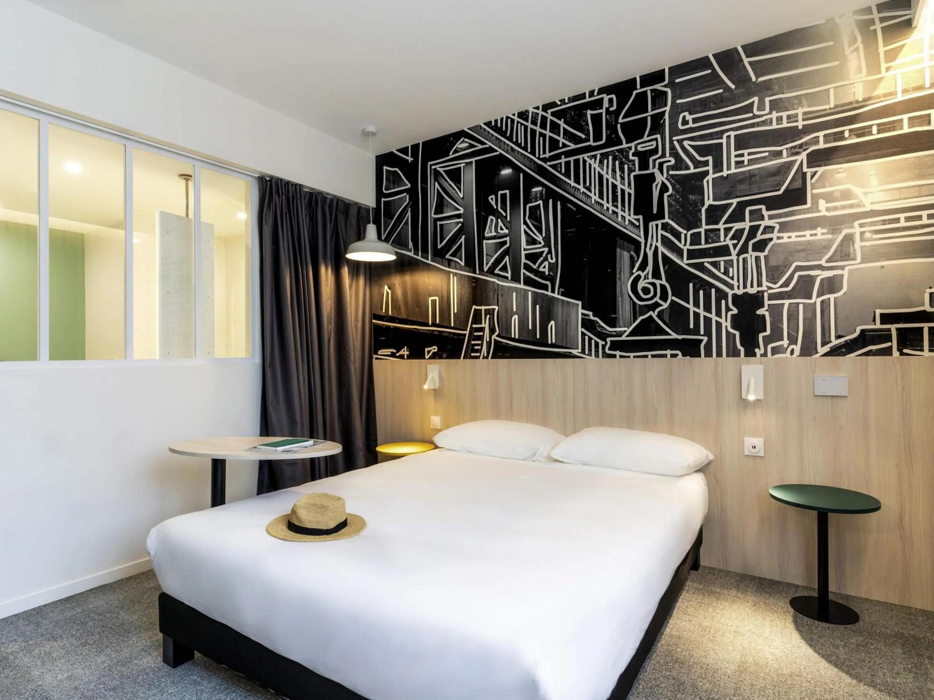 Bedroom, Bed in ibis Styles Limoges Centre